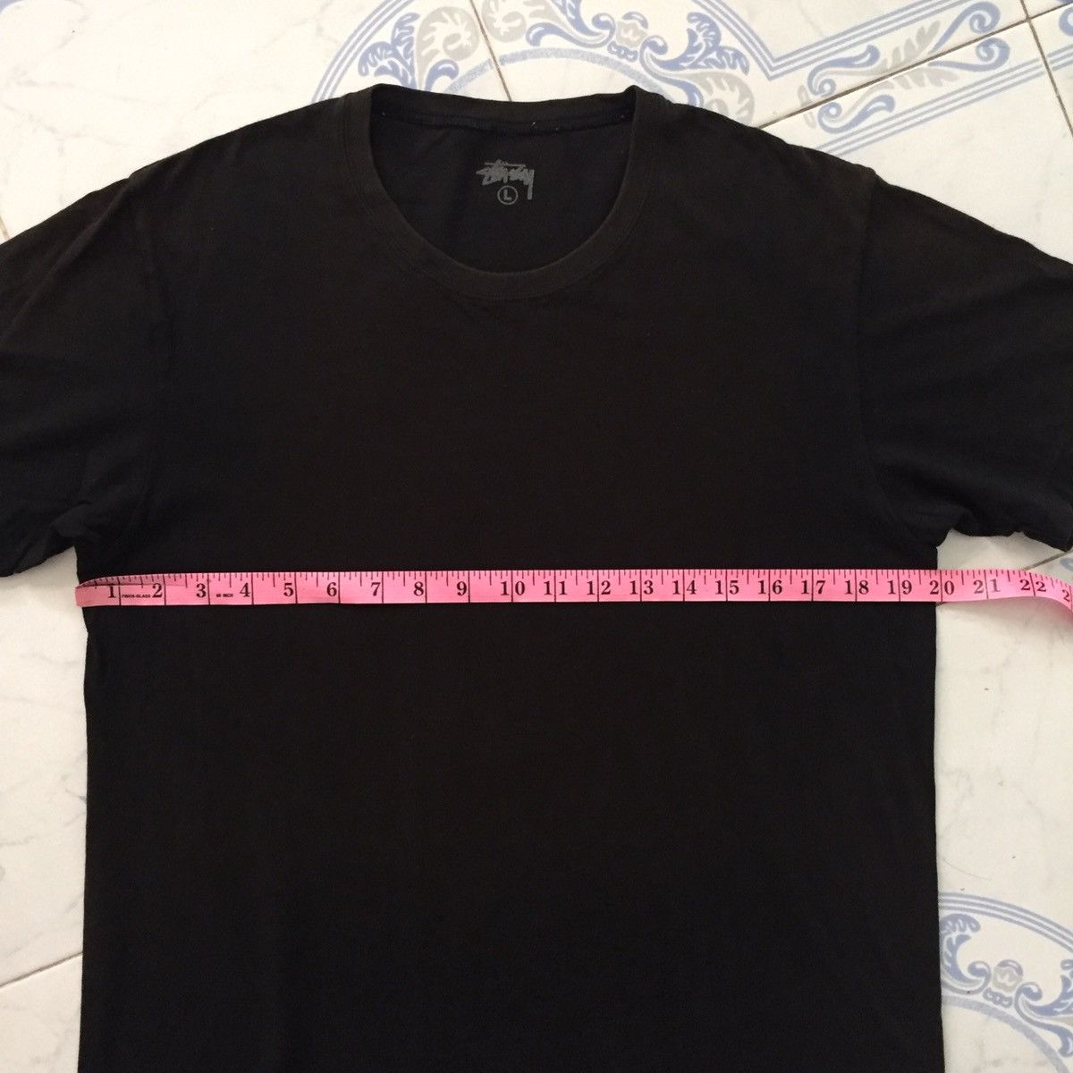 Stussy Stussy Livin’ Tee MADE IN JAPAN Size US L / EU 52-54 / 3 - 13 Thumbnail