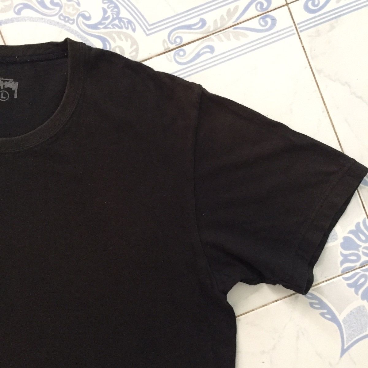 Stussy Stussy Livin’ Tee MADE IN JAPAN Size US L / EU 52-54 / 3 - 5 Thumbnail