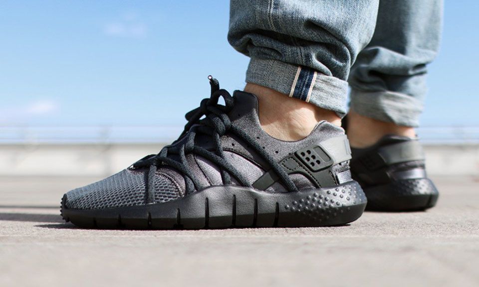 Nike huarache nm sizing sales