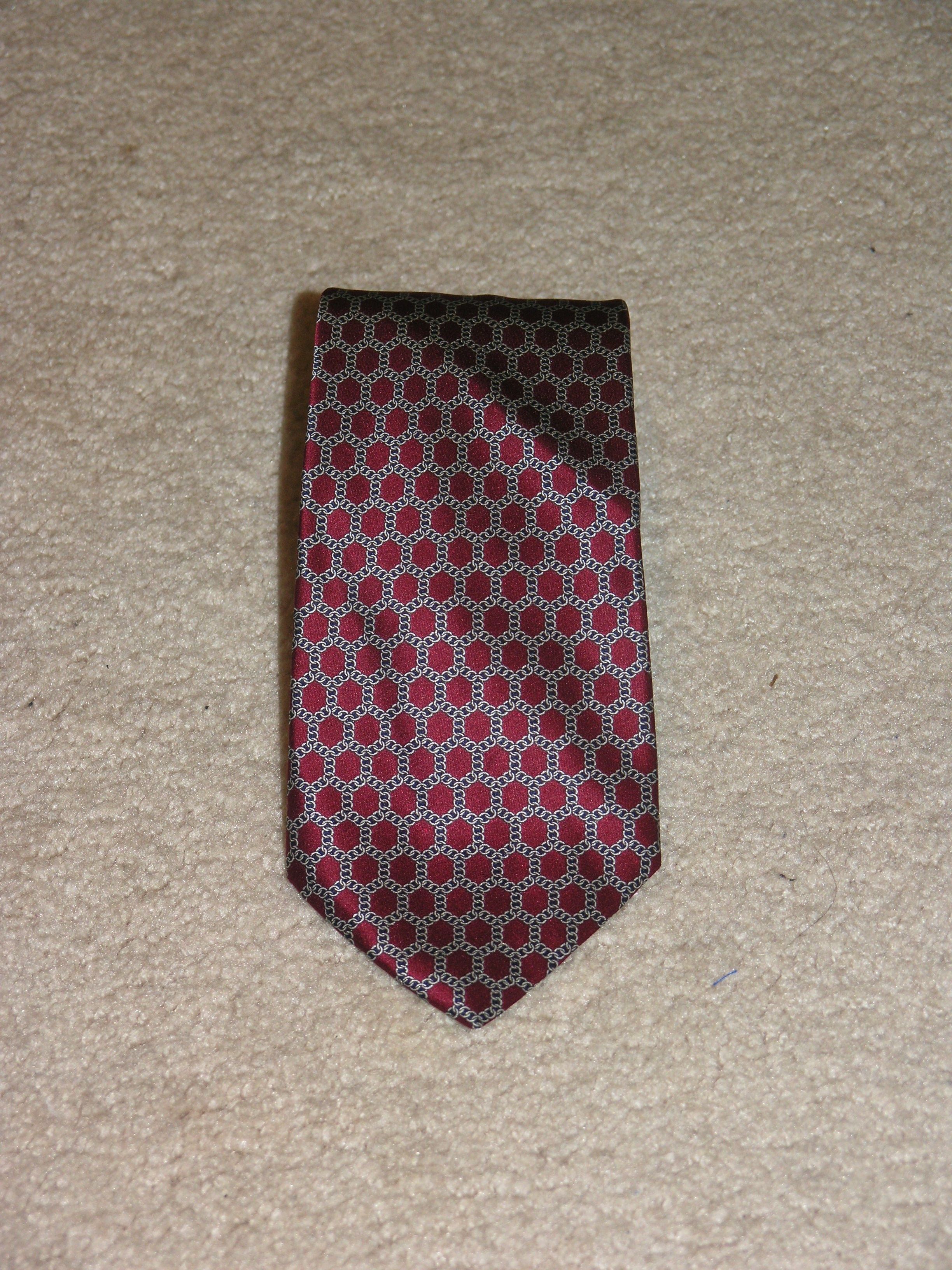 Red Interlocking Rings Foulard Classic Width Silk Tie