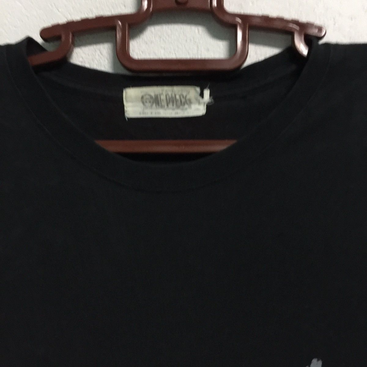 One Piece Japanese Anime ONE PIECE Tshirt Medium Size US L / EU 52-54 / 3 - 7 Thumbnail