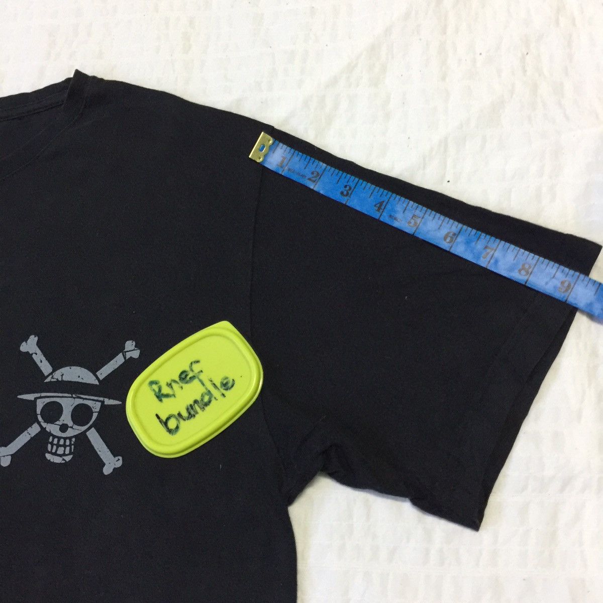 One Piece Japanese Anime ONE PIECE Tshirt Medium Size US L / EU 52-54 / 3 - 16 Thumbnail