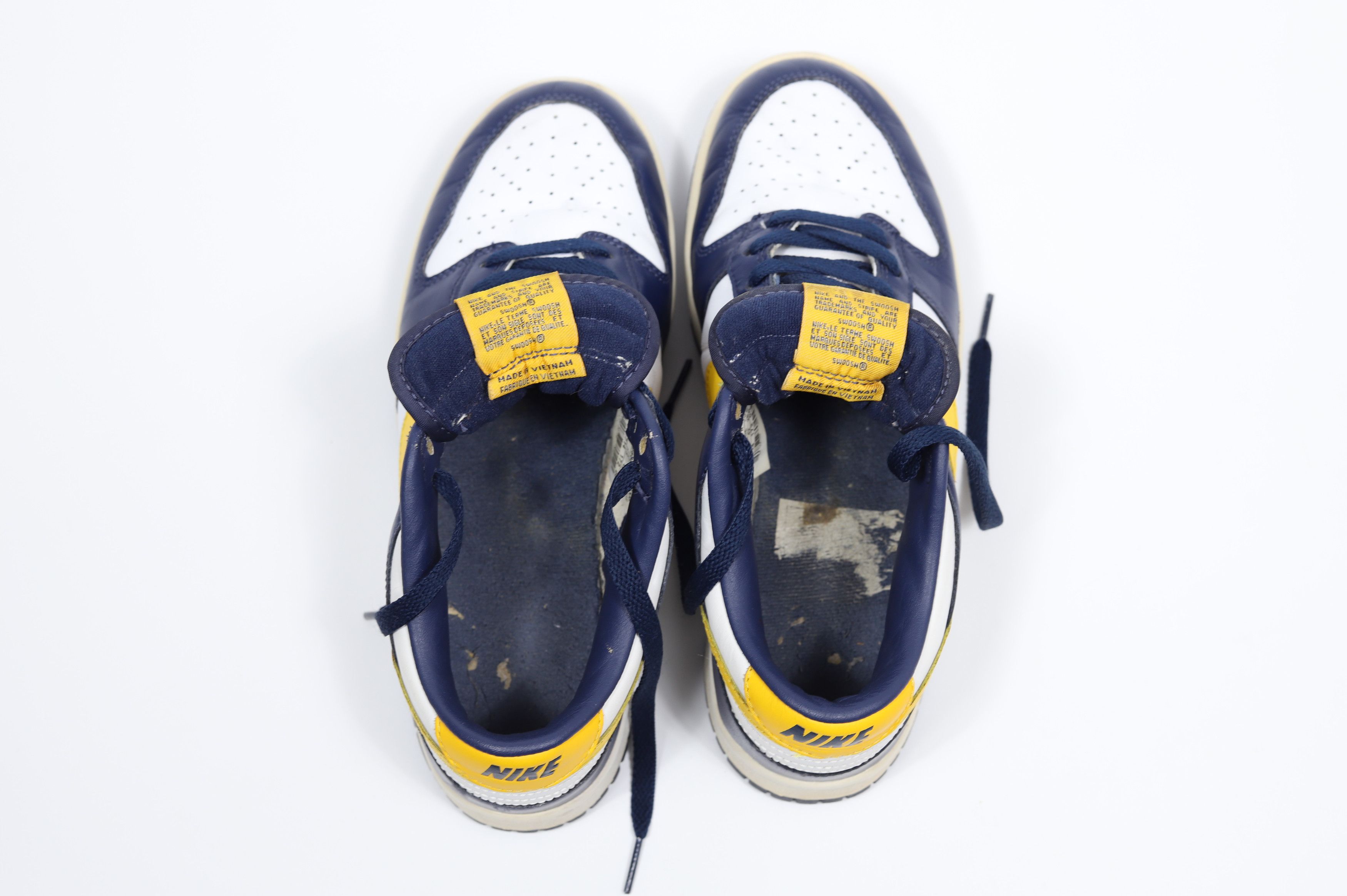 Nike RARE! 2004 Nike Dunk Low Michigan Size US 8.5 / EU 41-42 - 14 Thumbnail