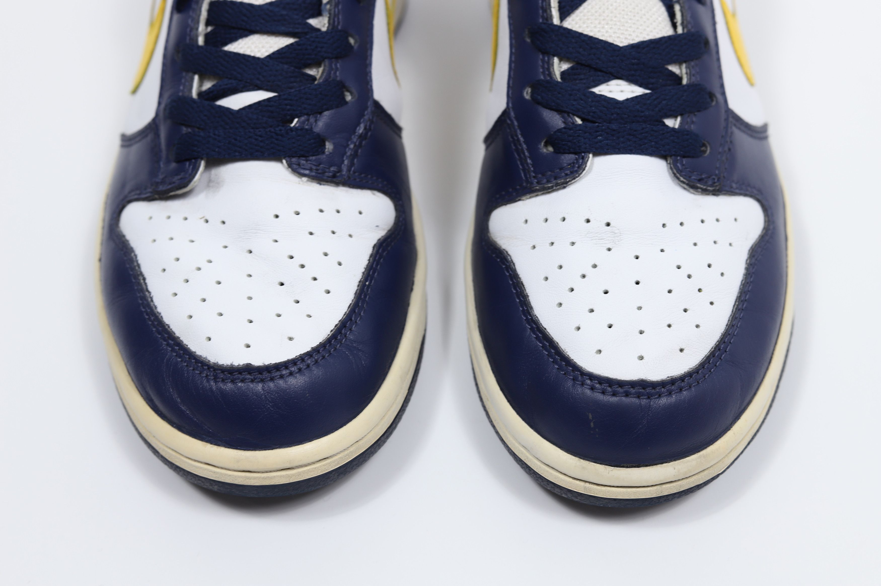 Nike RARE! 2004 Nike Dunk Low Michigan Size US 8.5 / EU 41-42 - 7 Thumbnail