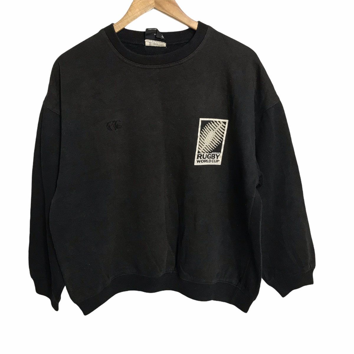 Vintage 1998 Canterbury of New Zealand rugby wear