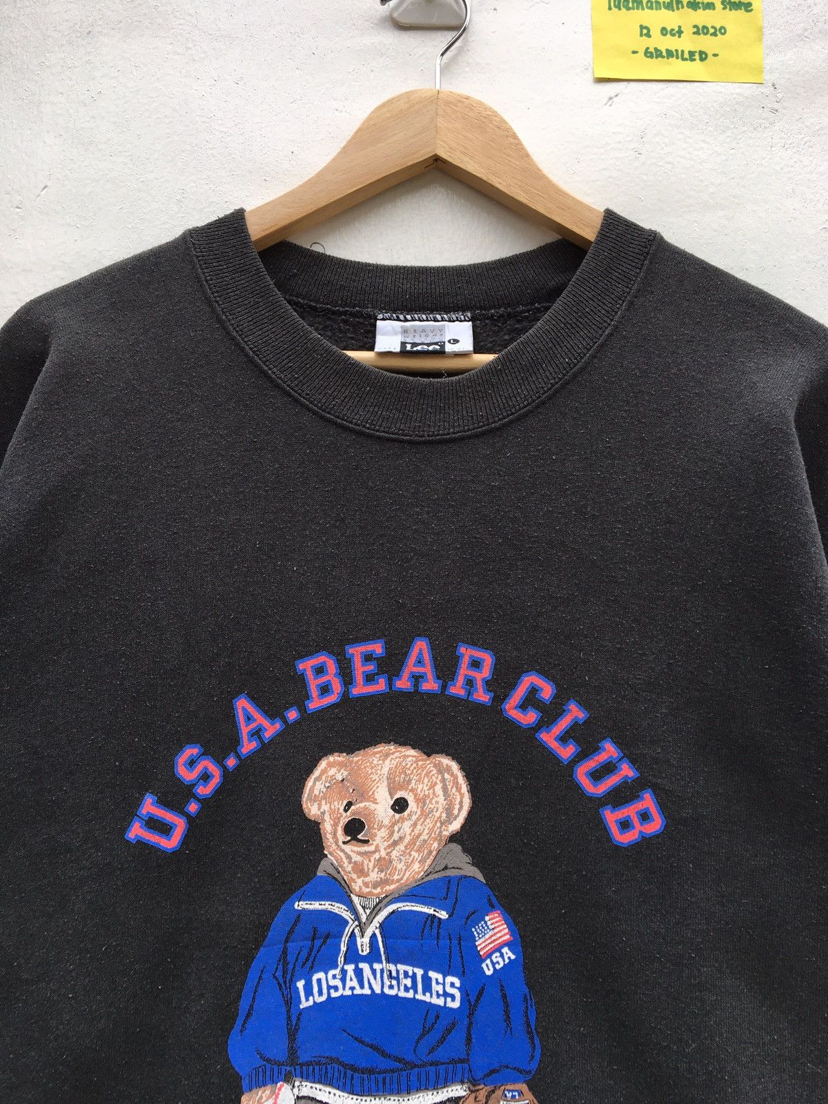 Lee Vintage USA Bear Club Los Angeles 1993 Sweatshirt Size US L / EU 52-54 / 3 - 6 Thumbnail