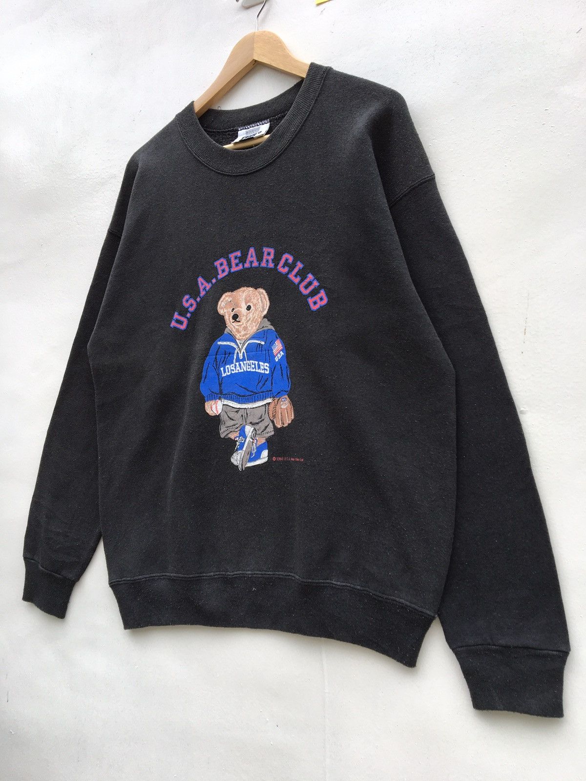 Lee Vintage USA Bear Club Los Angeles 1993 Sweatshirt Size US L / EU 52-54 / 3 - 3 Thumbnail