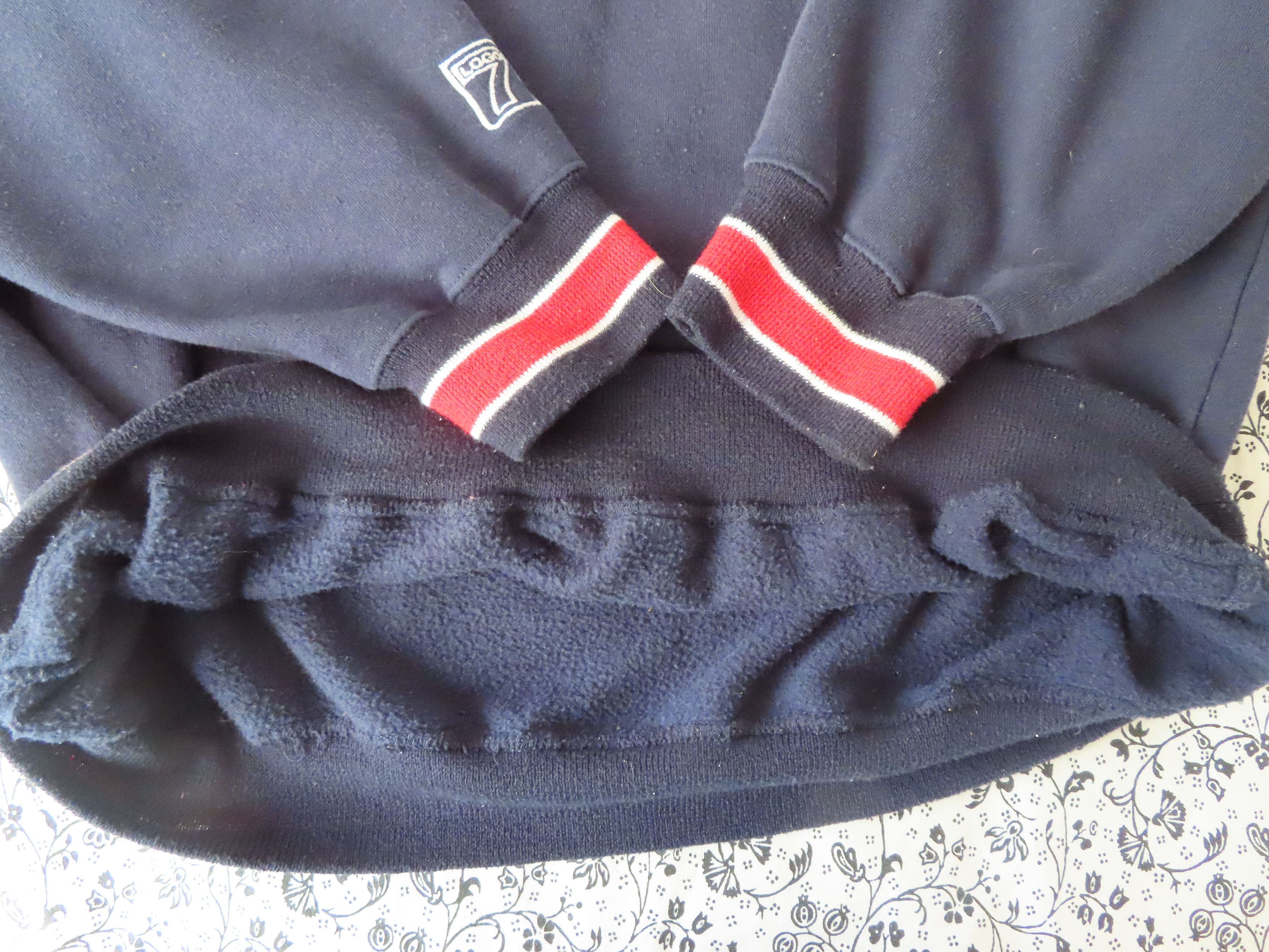 Logo 7 vintage rare Logo 7 Houston Rockets Sweater sz M Size US M / EU 48-50 / 2 - 3 Thumbnail
