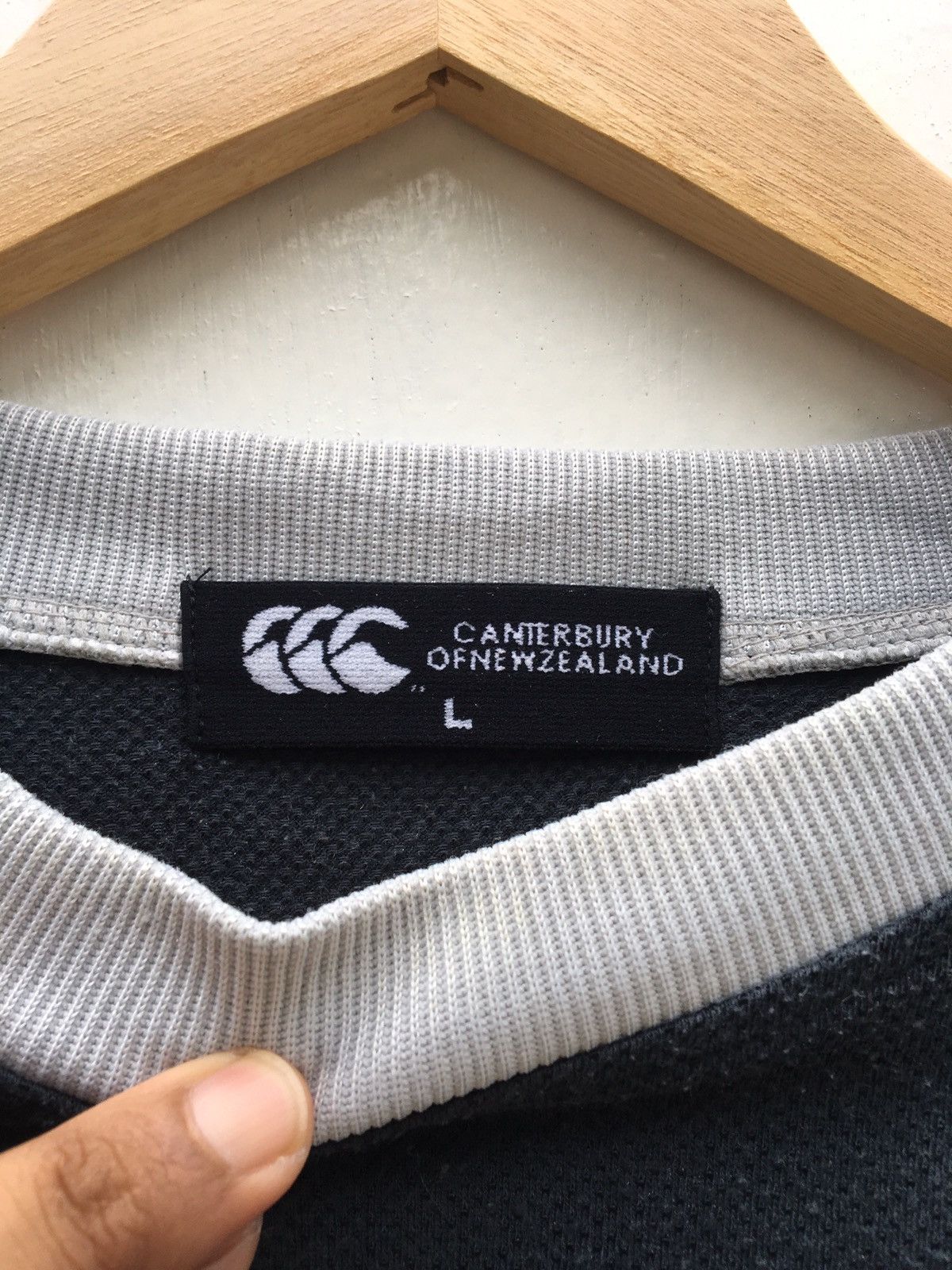 Canterbury of New Zealand Rare Canterburry of New Zealand Sweater Short Sleeve Size US L / EU 52-54 / 3 - 9 Thumbnail