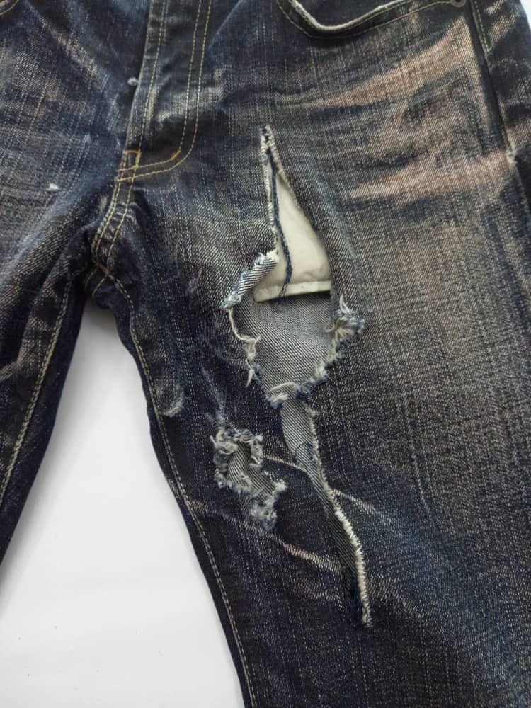 Japanese Brand Takeo Kikuchi Jeans Distressed Denim Japan Size US 32 / EU 48 - 5 Thumbnail