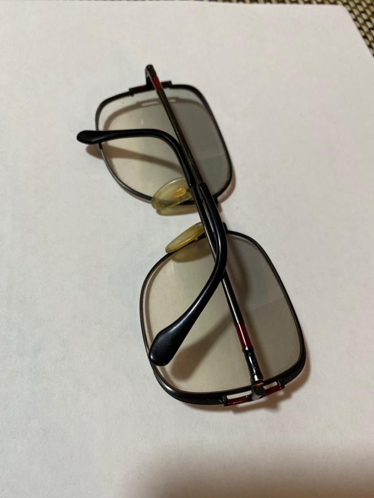 Vintage × Yves Saint Laurent Vintage Yves Saint Laurent sunglasses model 31-8602 Size ONE SIZE - 2 Thumbnail