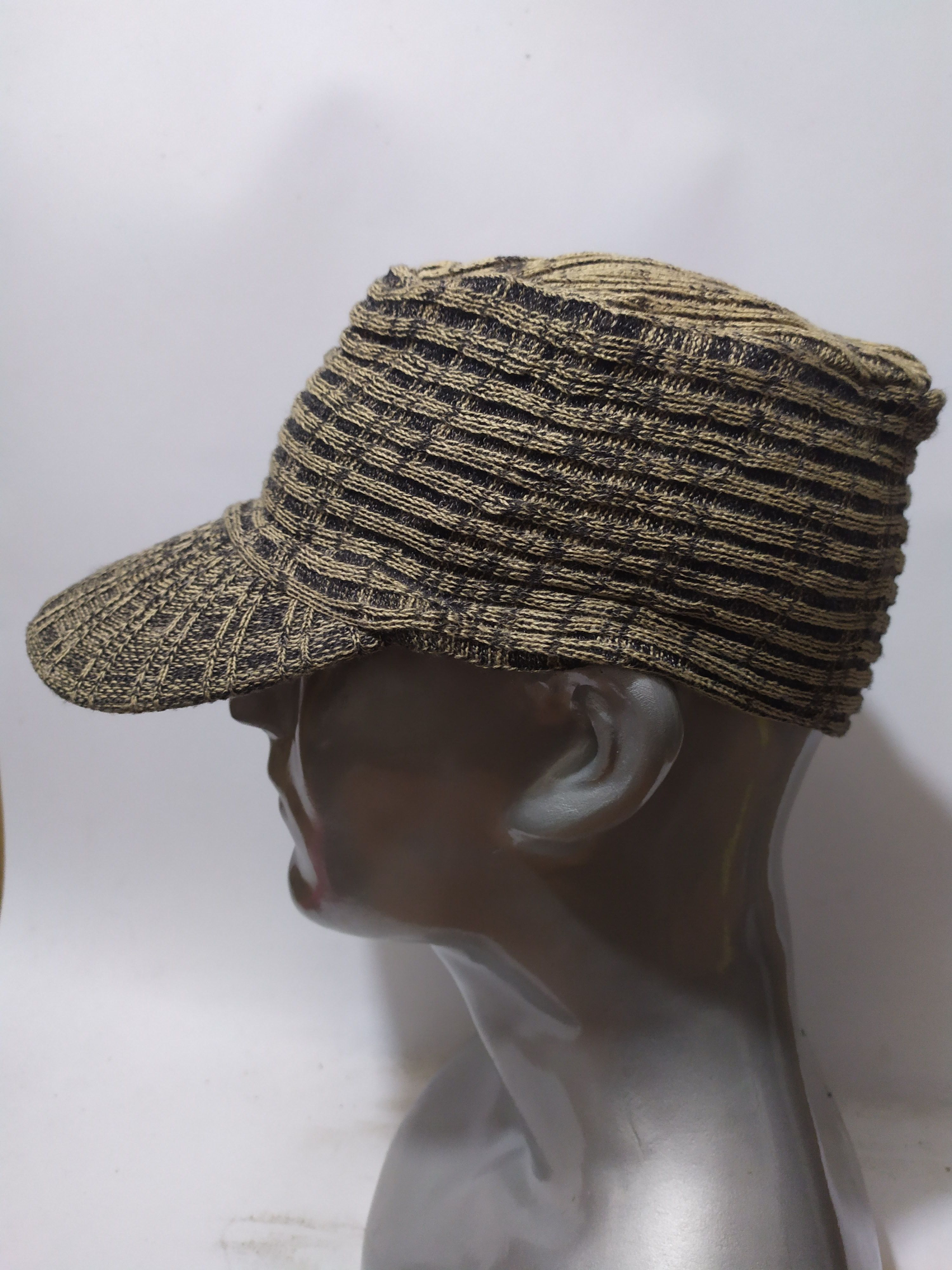 Japanese Brand 🔥Unknown Japanese Hats Classic Casual Design Knitted Size ONE SIZE - 3 Thumbnail