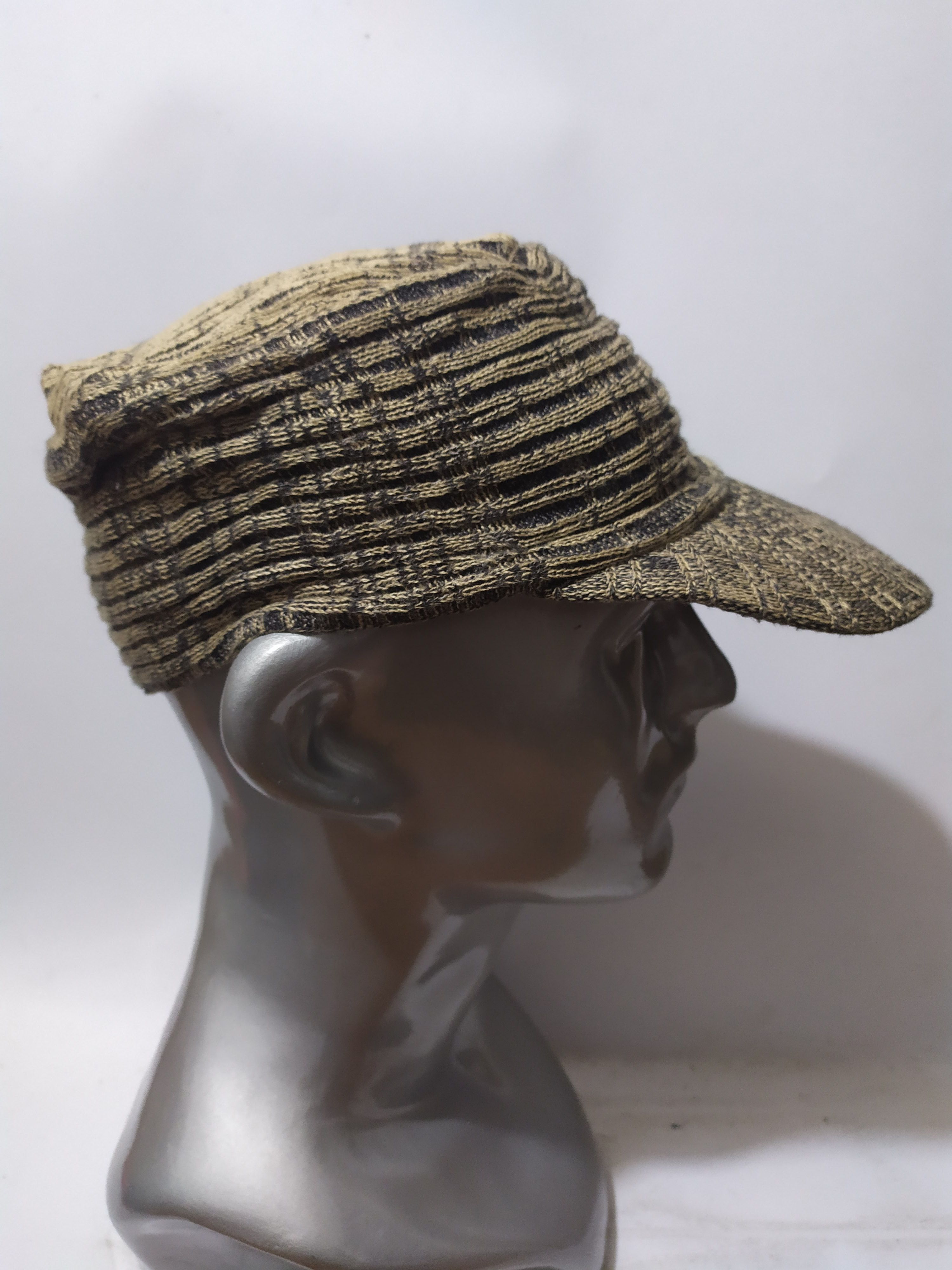Japanese Brand 🔥Unknown Japanese Hats Classic Casual Design Knitted Size ONE SIZE - 1 Thumbnail