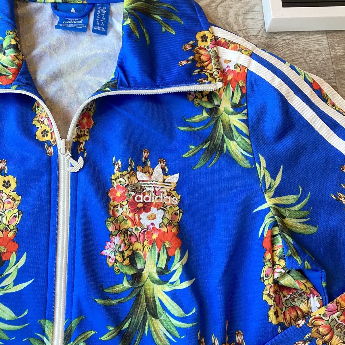 Adidas pineapple outlet jacket