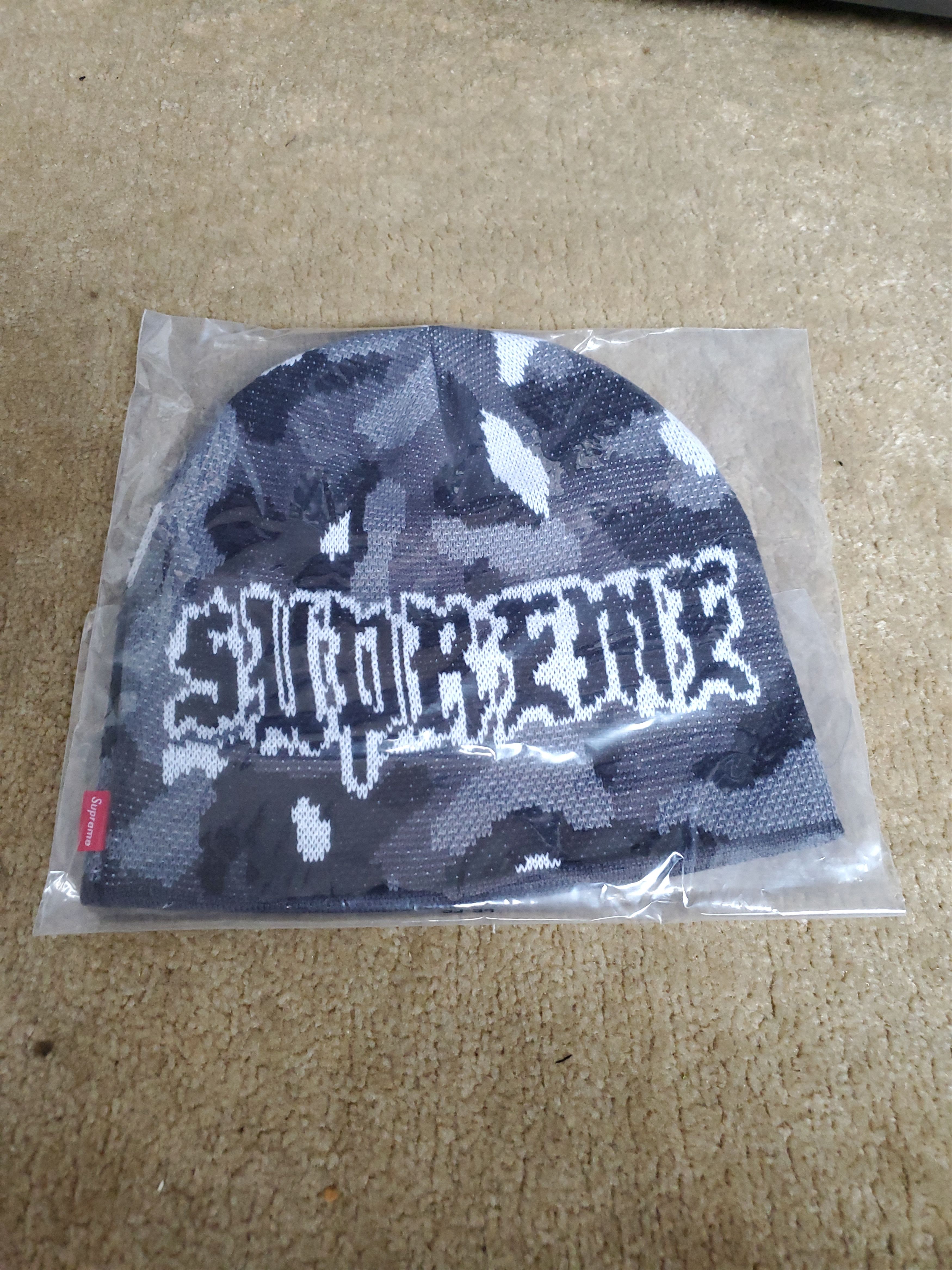 Supreme Supreme Paris Snow Camo Beanie | Grailed