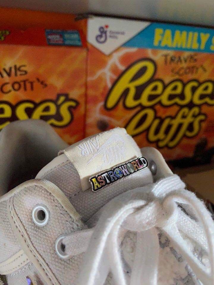 travis scott lace lock