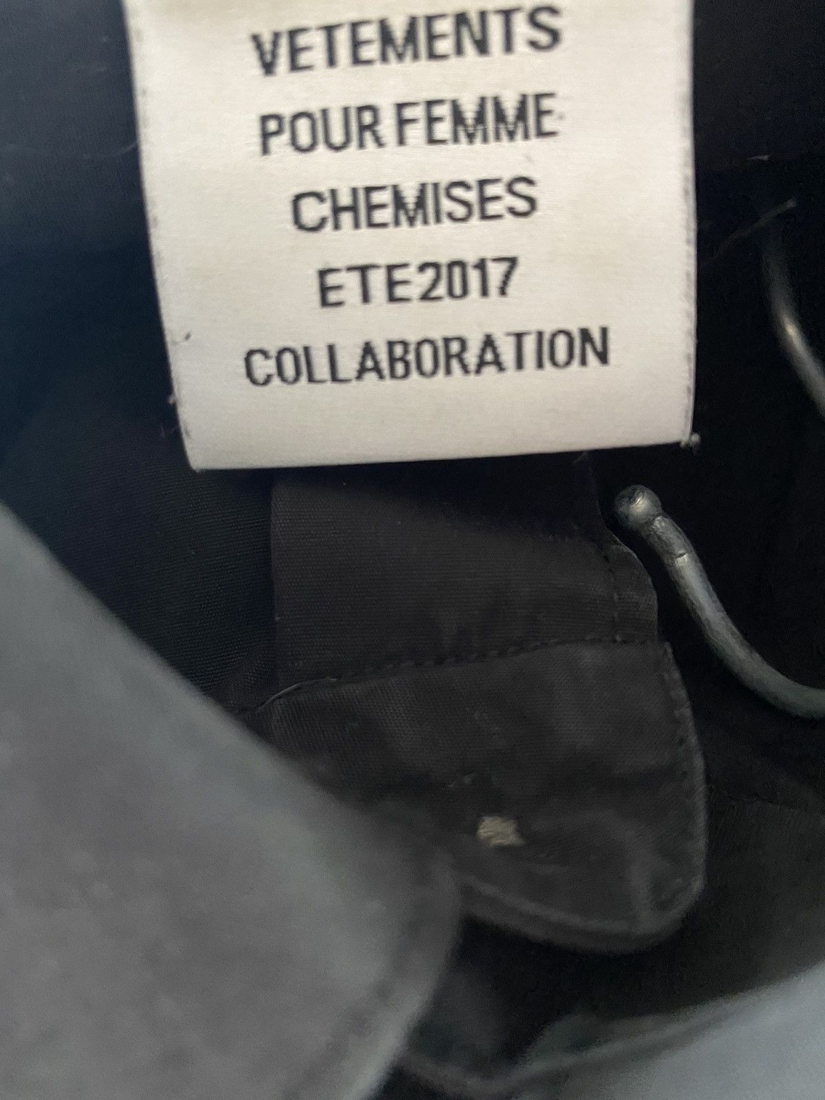 Comme des Garcons SHIRT CdG SHIRT x VETEMENTS shirt Size US S / EU 44-46 / 1 - 6 Thumbnail