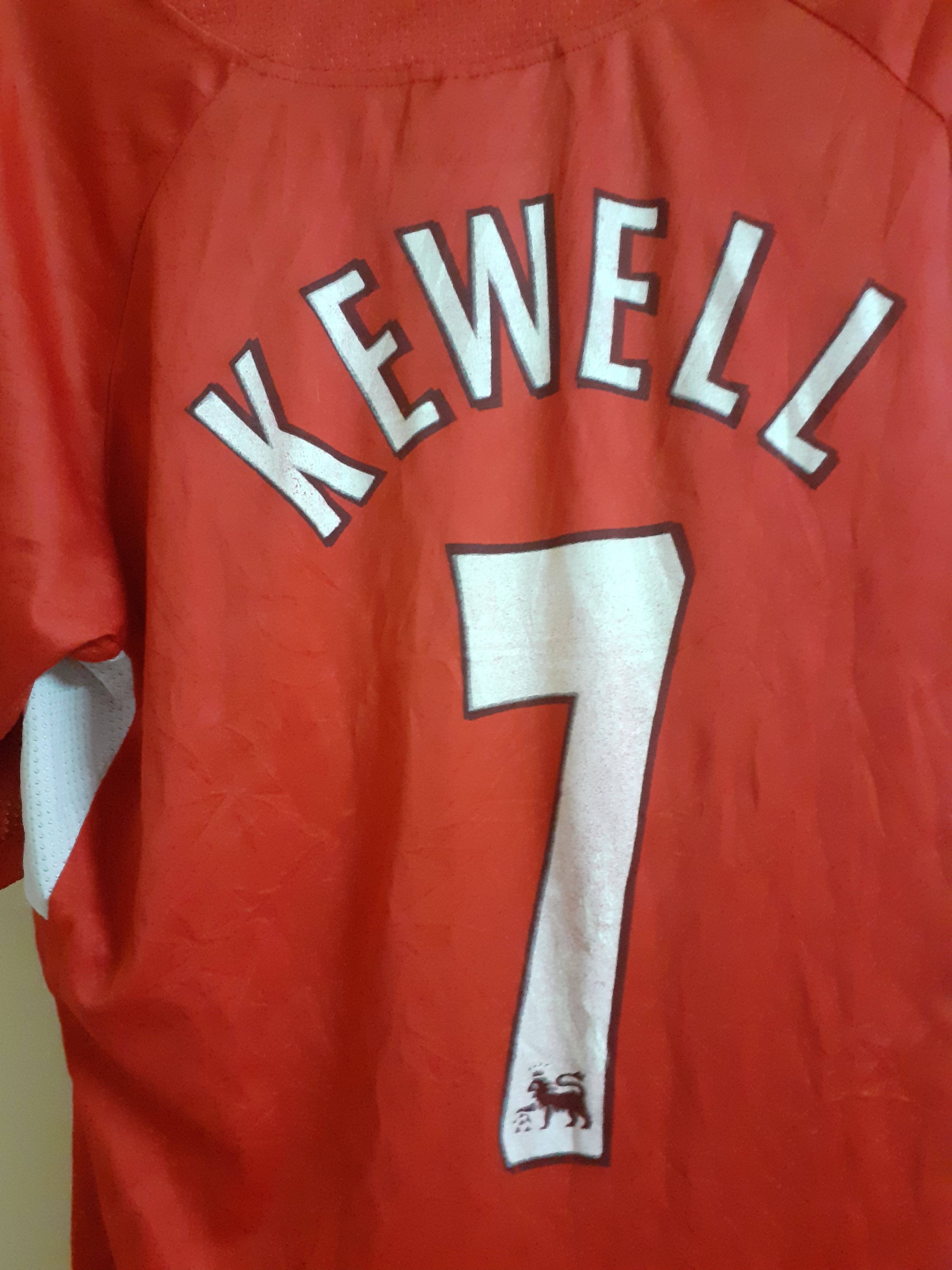Vintage Liverpool 2002/2003 Harry Kewell Home Kits Size US L / EU 52-54 / 3 - 6 Thumbnail