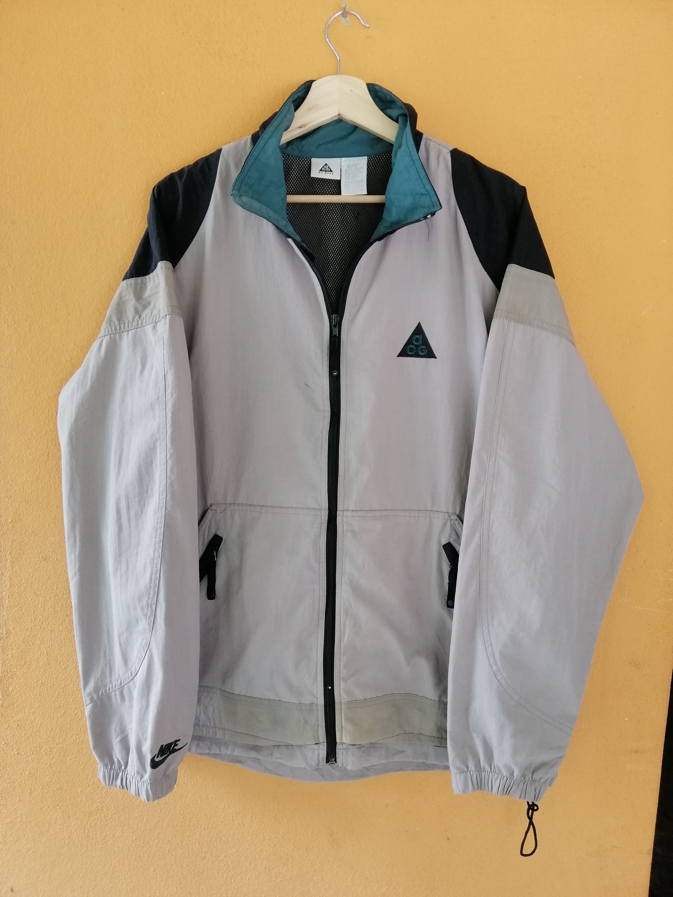 Nike Vintage Nike ACG Zipper Up Jacket B21 Size US XL / EU 56 / 4 - 1 Thumbnail