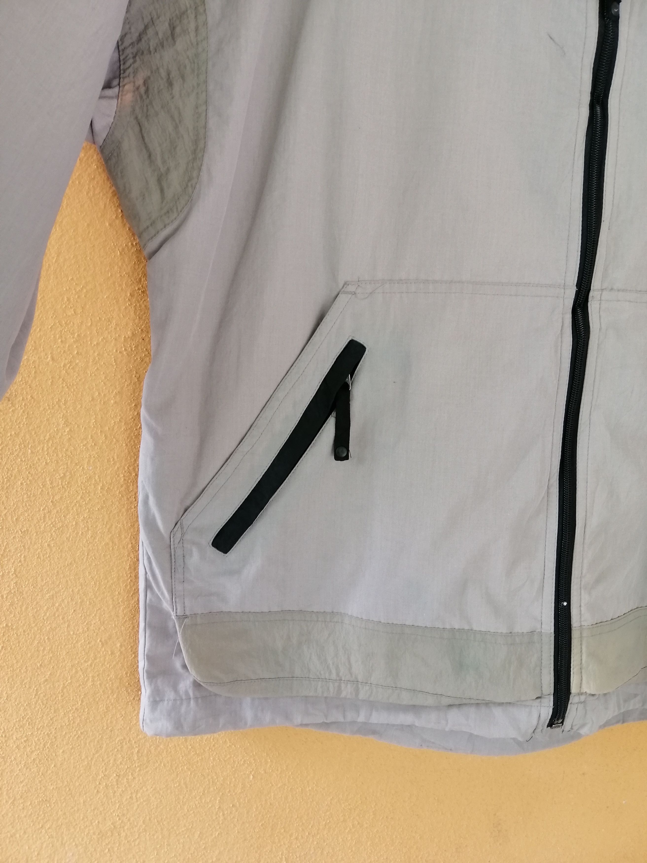 Nike Vintage Nike ACG Zipper Up Jacket B21 Size US XL / EU 56 / 4 - 6 Thumbnail
