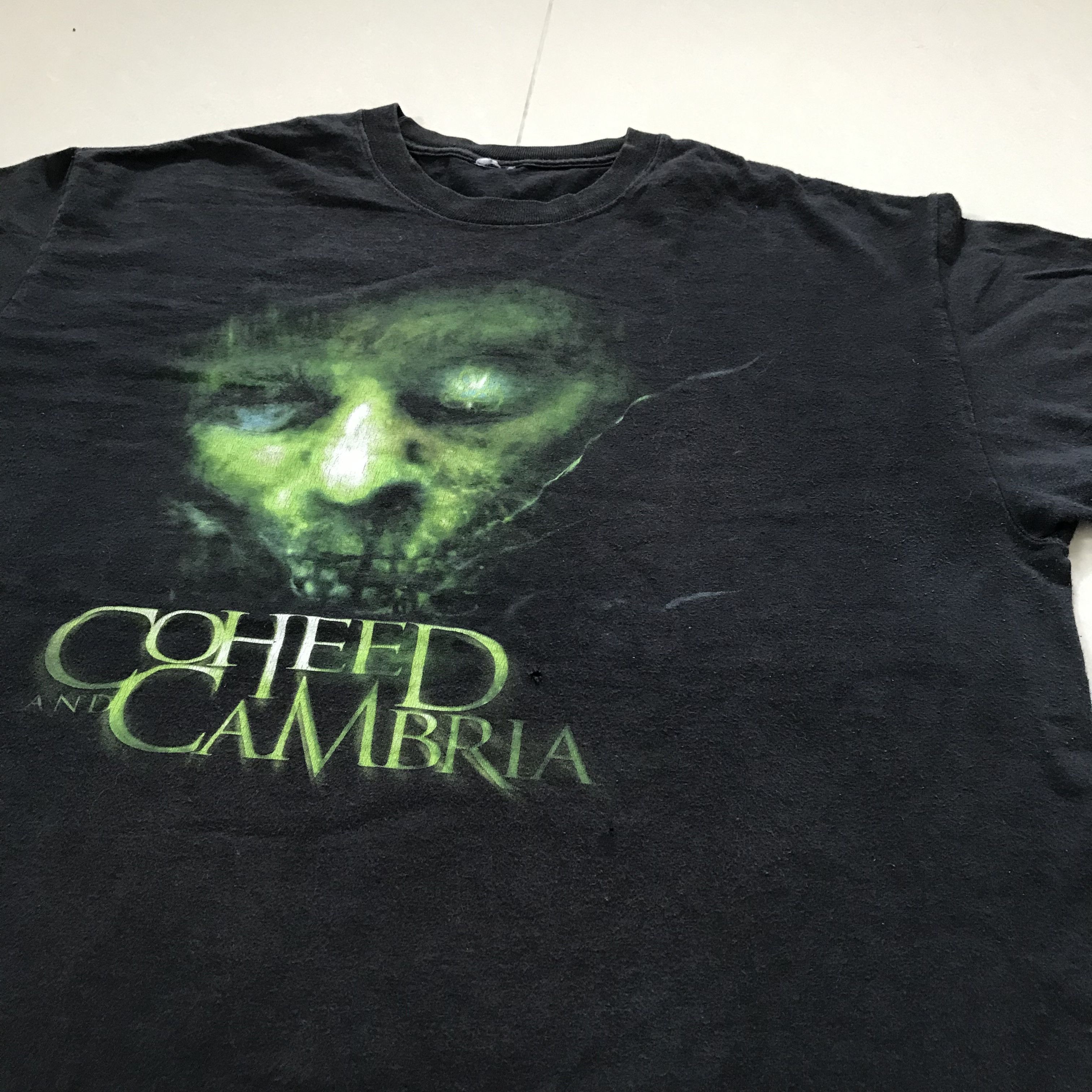 Band Tees × Vintage Vintage Y2K Coheed and Cambria Promo Tee Emo Hardcore Size US L / EU 52-54 / 3 - 3 Thumbnail
