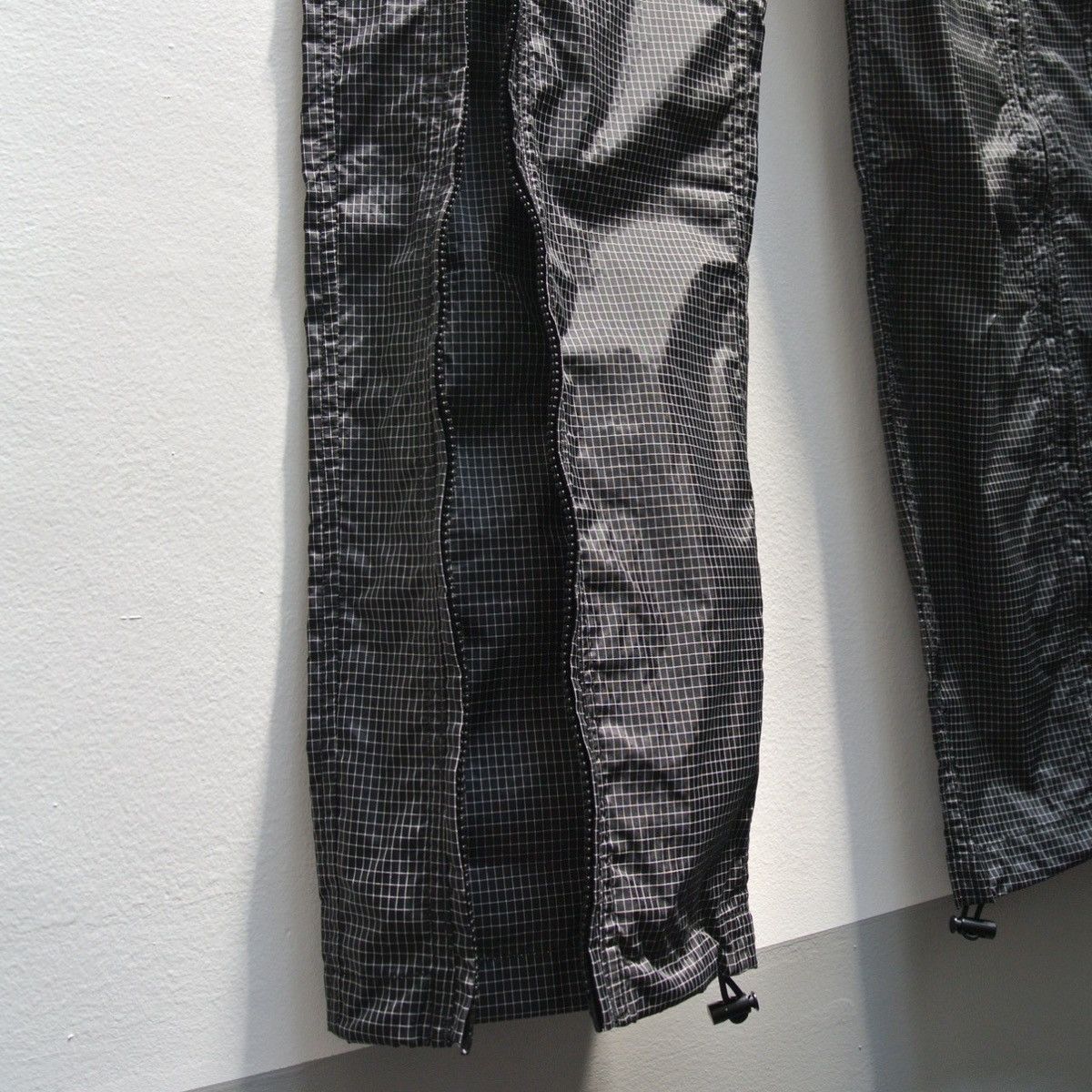 Pleasures Pleasures BRICK TECH ripstop NYLON TRACKPANT black Size US 32 / EU 48 - 4 Thumbnail