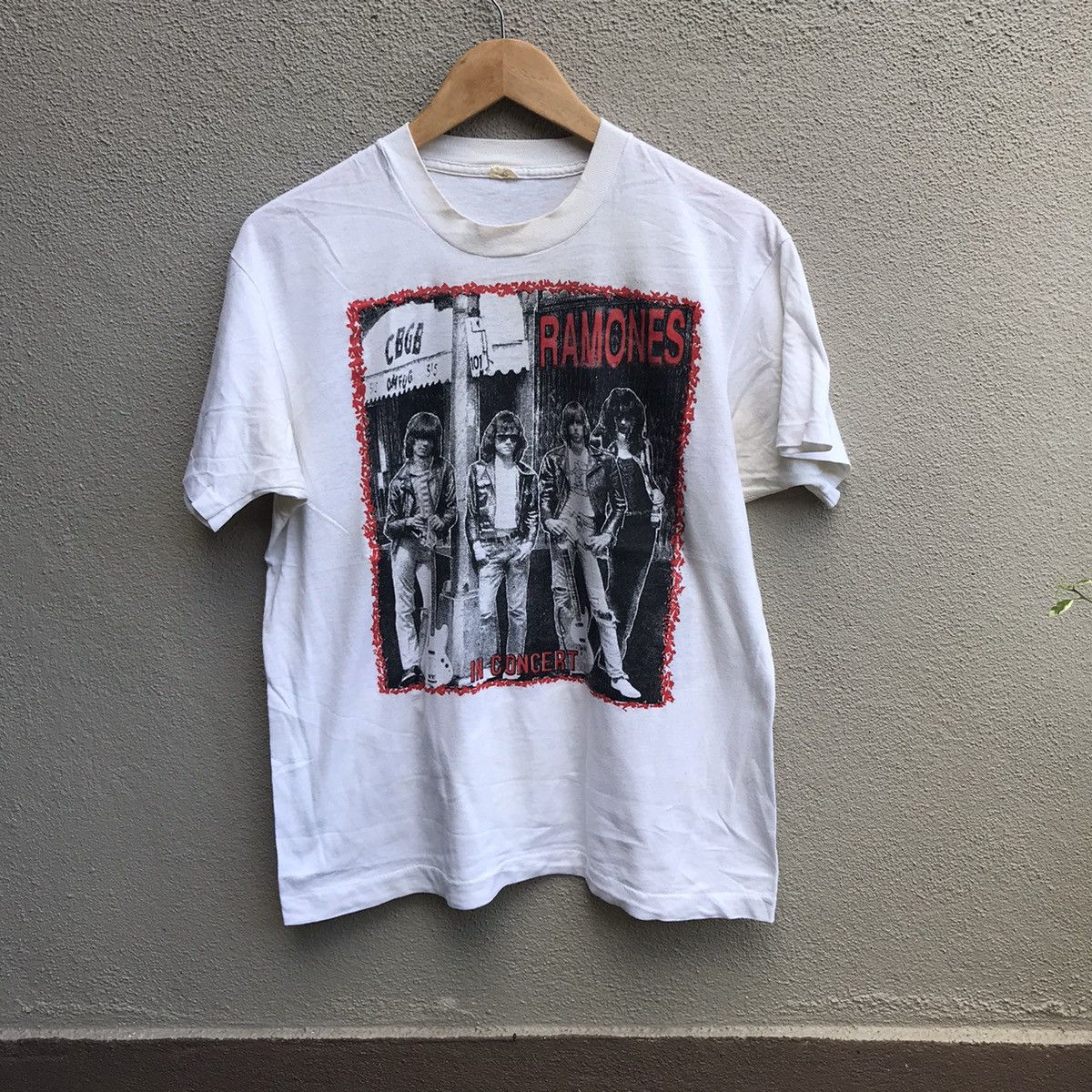 Band Tees Vintage rare RAMONES band punk promo cbgb gabba gabba hey Size US L / EU 52-54 / 3 - 1 Thumbnail