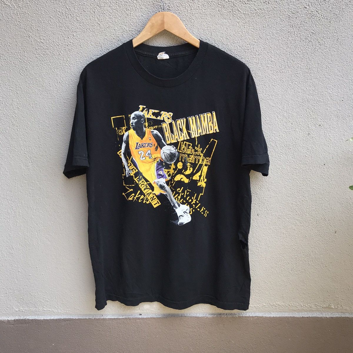 NBA KOBE BRYANT la lakers black mamba tee legend nba Size US L / EU 52-54 / 3 - 1 Thumbnail