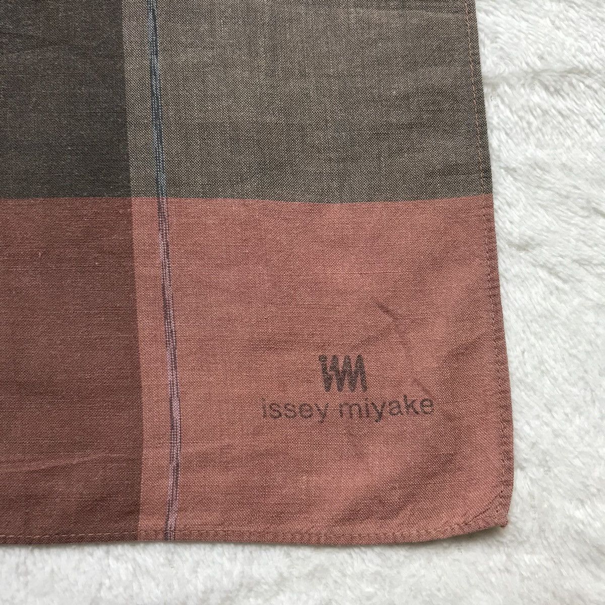 Issey Miyake ISSEY MIYAKE bandana handkerchief neckerchief scarf Size ONE SIZE - 3 Thumbnail