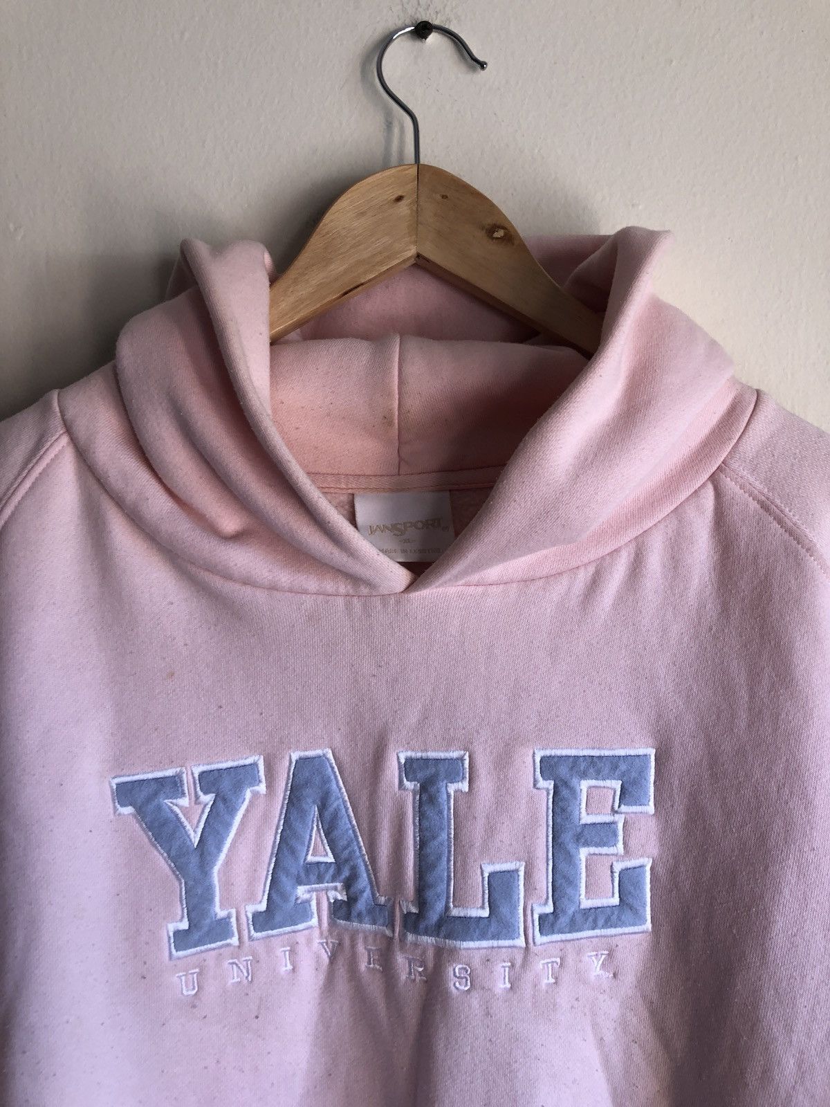 Vintage Yale University Pink Raglan Sleeve Hoodie Size US M / EU 48-50 / 2 - 3 Thumbnail