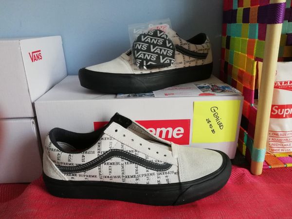 Vans old skool hot sale supreme grid white