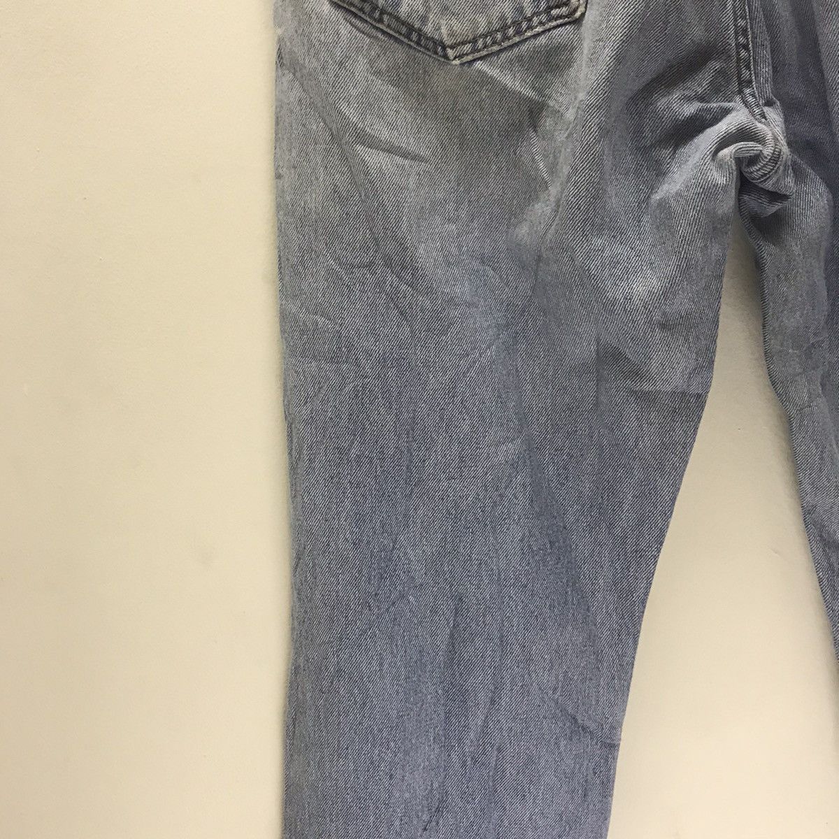 Levi's Vintage 90s Levi's 505 Regular Fit Distressed Denim Jeans Size US 32 / EU 48 - 16 Thumbnail