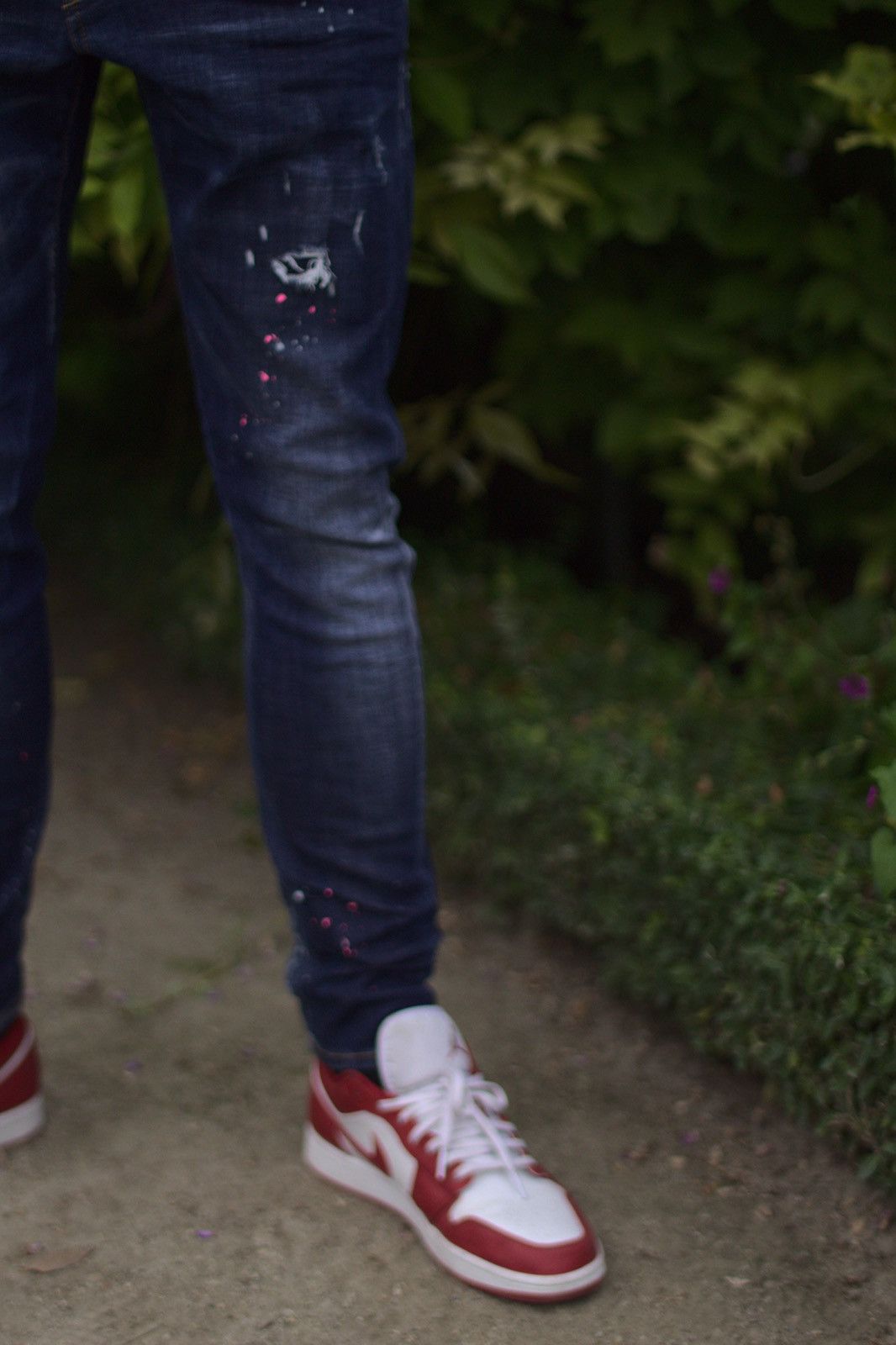 Dsquared2 Dsquared2 Pink Paint Splatter Sexy Twist Jeans Dsquared2 Dsquared2 Pink Paint Splatter Sexy Twist Jeans