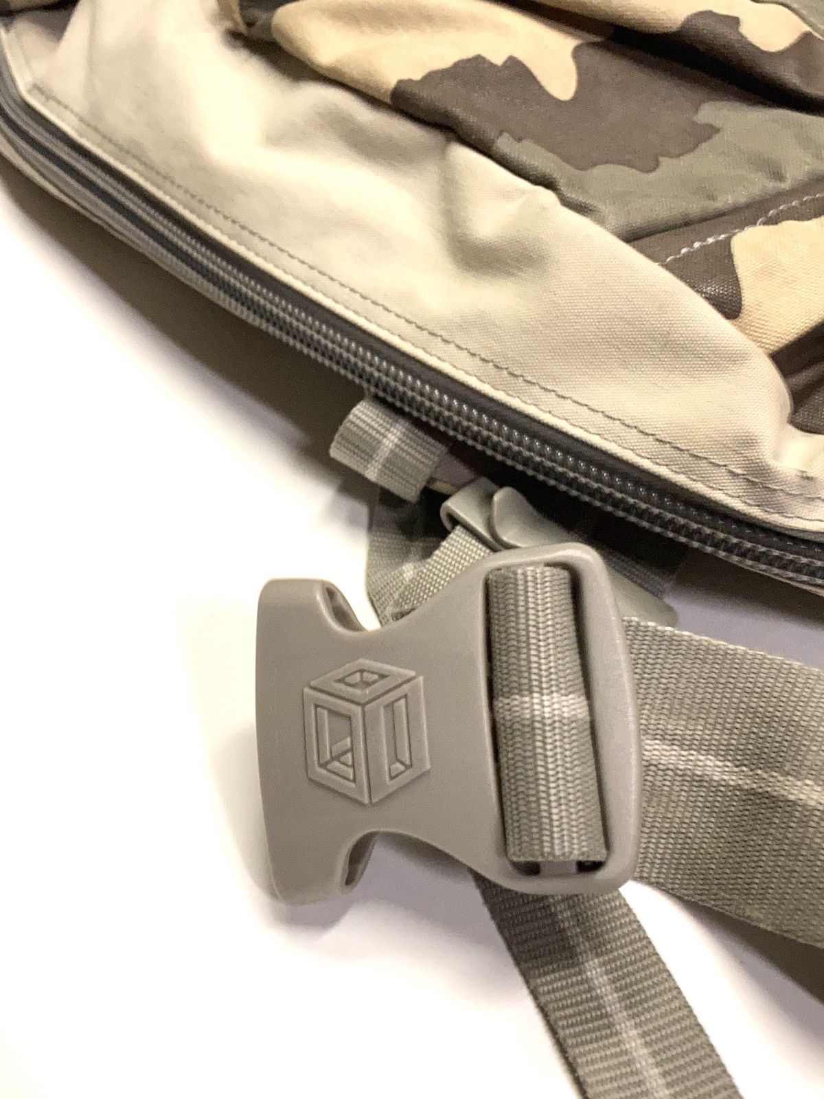 General Research General Research Military Backpack Size ONE SIZE - 8 Thumbnail