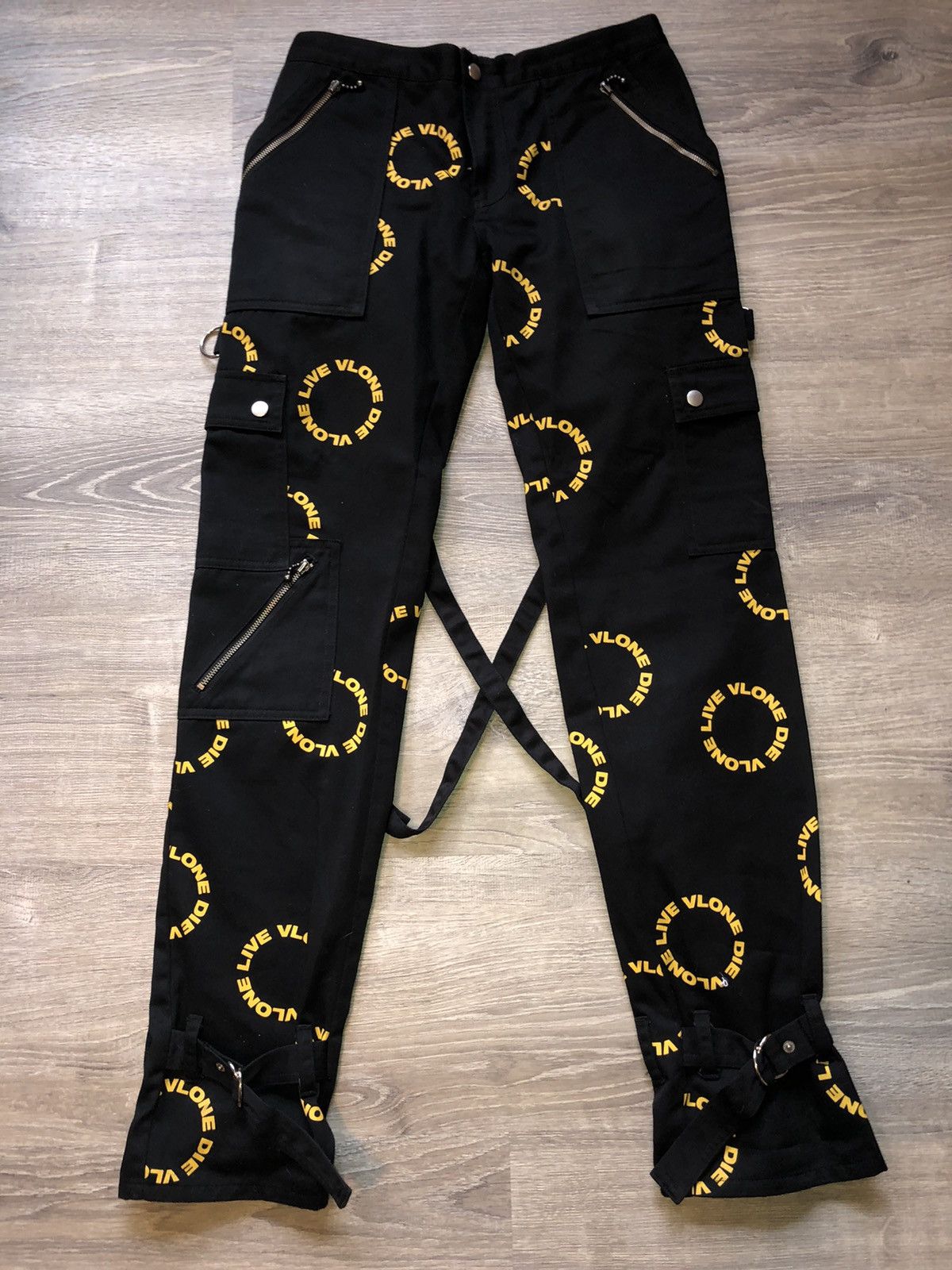 💎 Vlone Bondage Pants Black/Orange - As seen on Playboi Carti