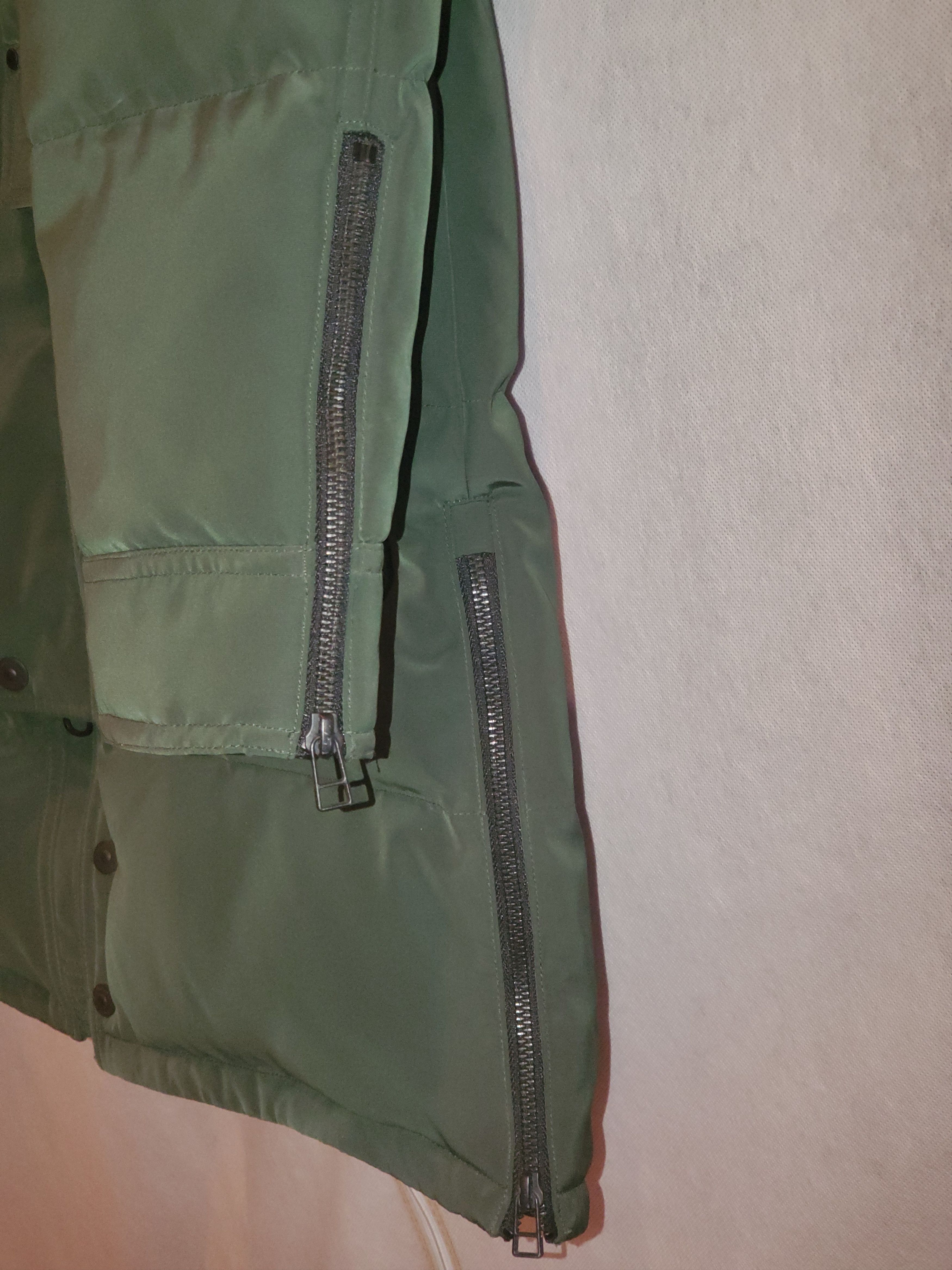 Moose Knuckles Ontario Parka with Silver Fox Fur Hood Size US M / EU 48-50 / 2 - 3 Thumbnail