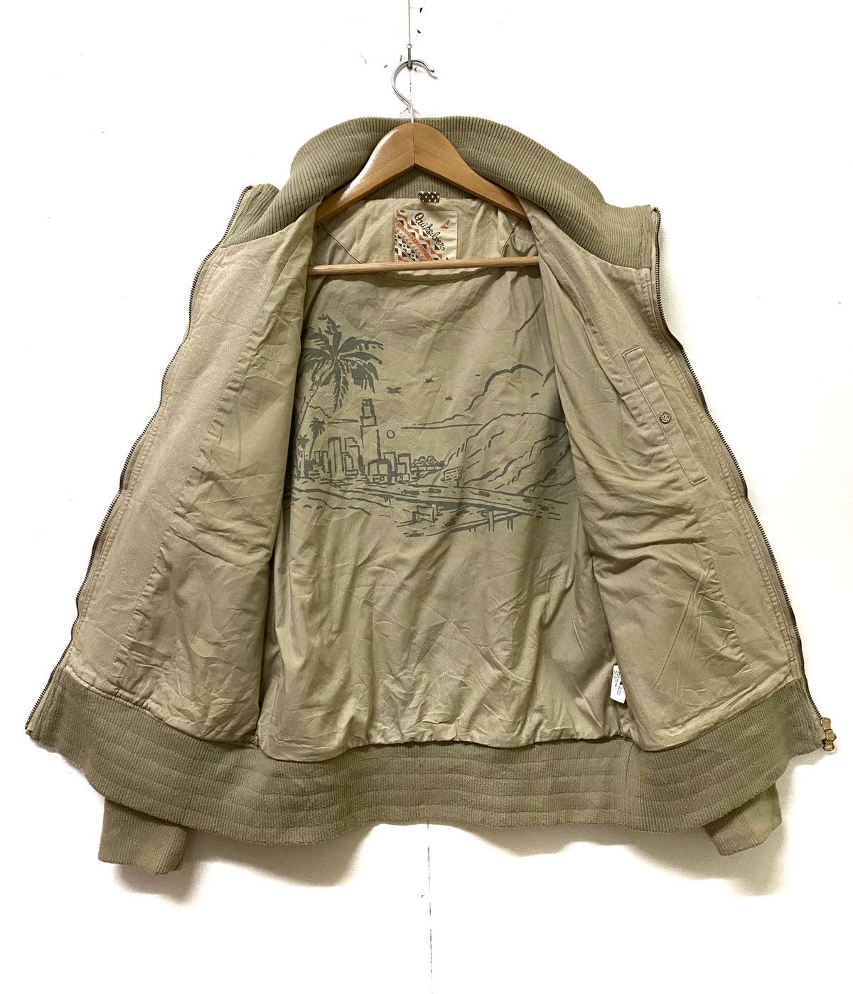 Quiksilver Quiksilver inspired A-2 flight jacket fullzipper medium Size US M / EU 48-50 / 2 - 5 Thumbnail