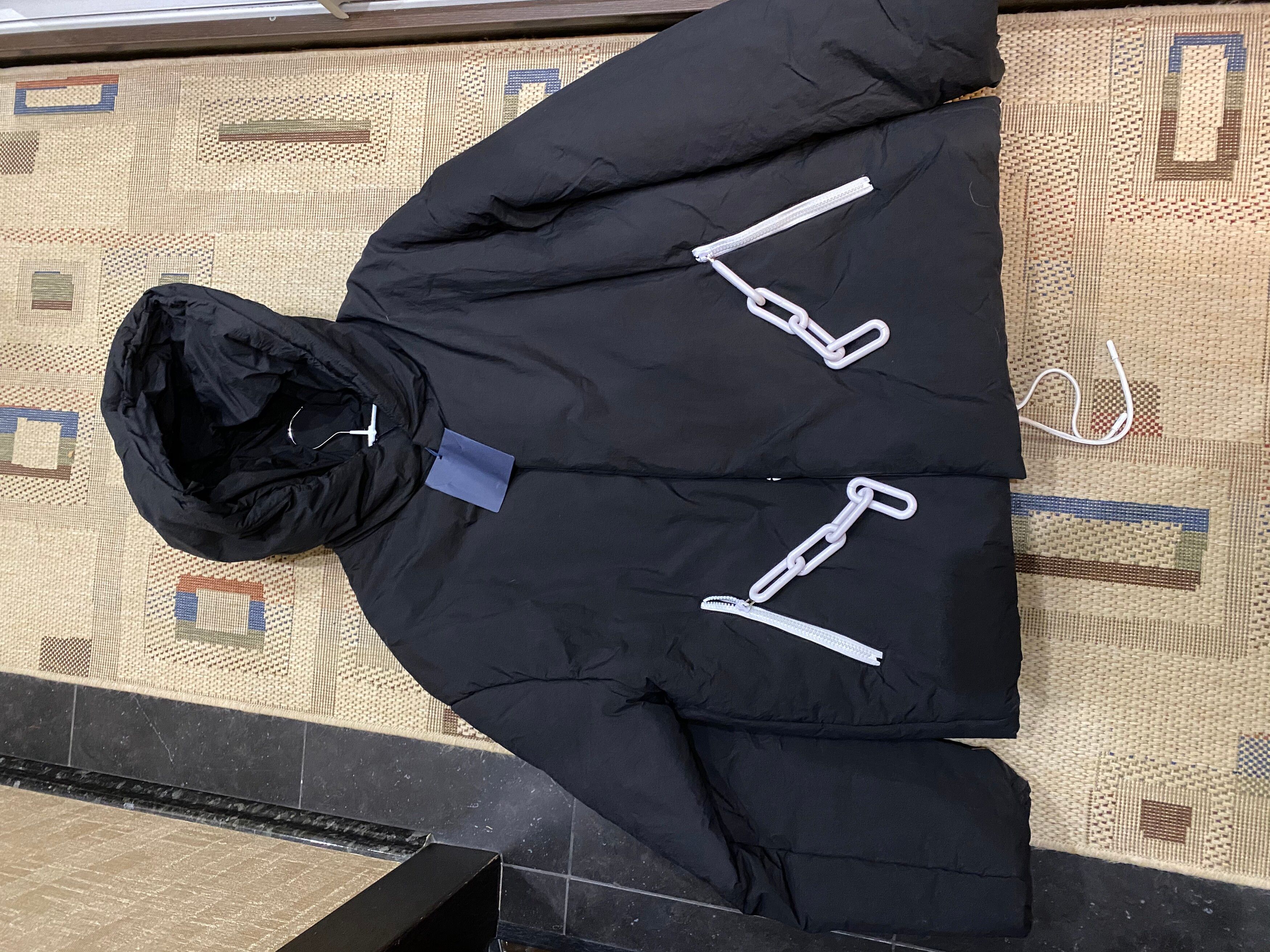 Louis Vuitton Chain down jacket Size US M / EU 48-50 / 2 - 1 Preview