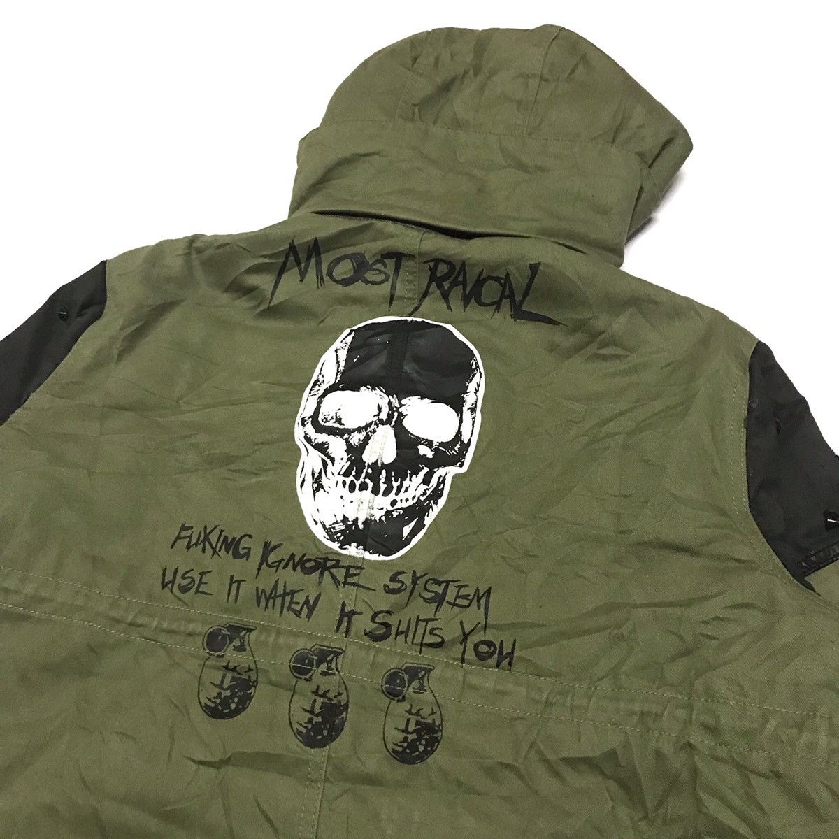 Japanese Brand Japanese brand fishtail parka printed skull spike punk rock Size US L / EU 52-54 / 3 - 3 Thumbnail