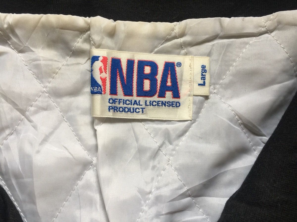 NBA Vintage 90’s Chicago Bulls NBA Sweater Size US L / EU 52-54 / 3 - 6 Thumbnail