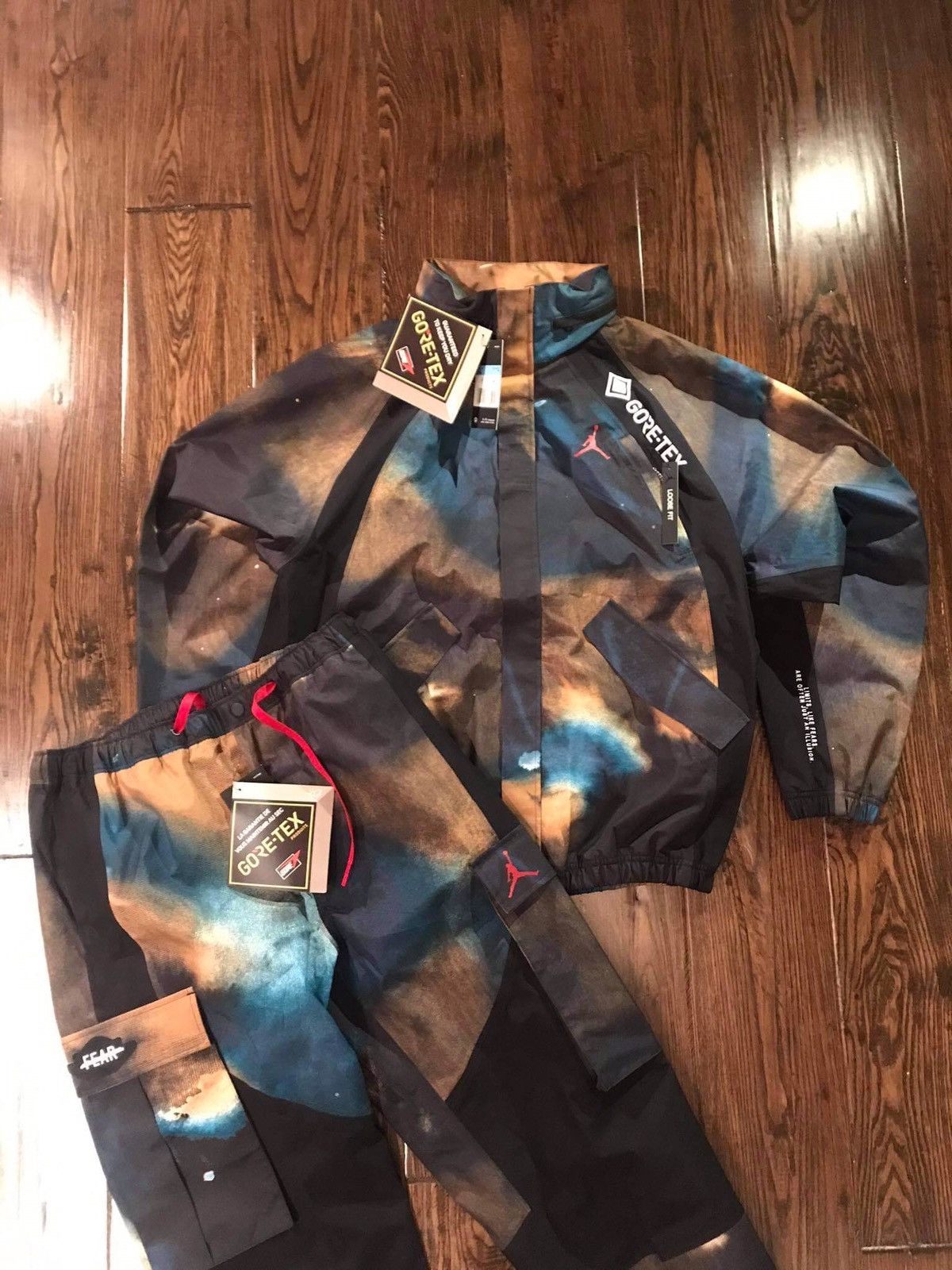 Jordan Brand Jordan x Gore-Tex Fearless Windbreaker Tracksuit Size