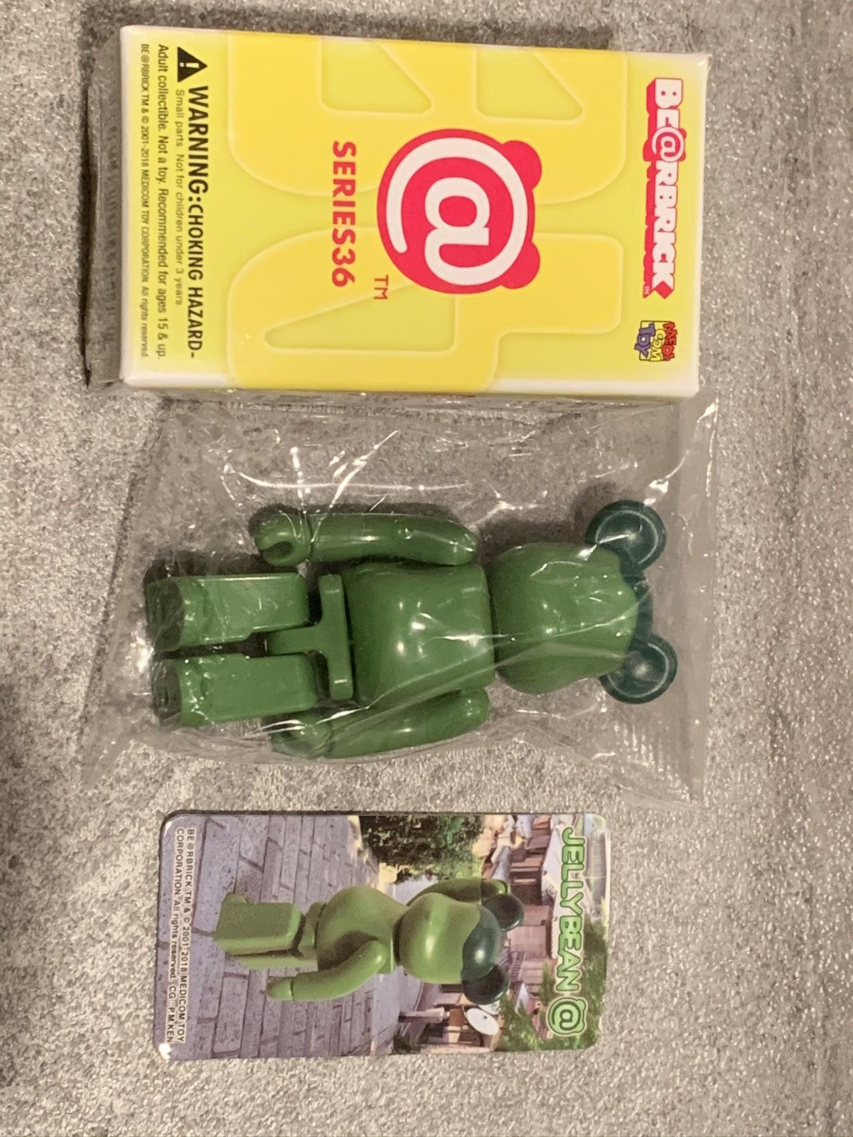 Medicom Toy Series 36 Bearbrick jellybean matcha 100% Size ONE SIZE - 1 Thumbnail