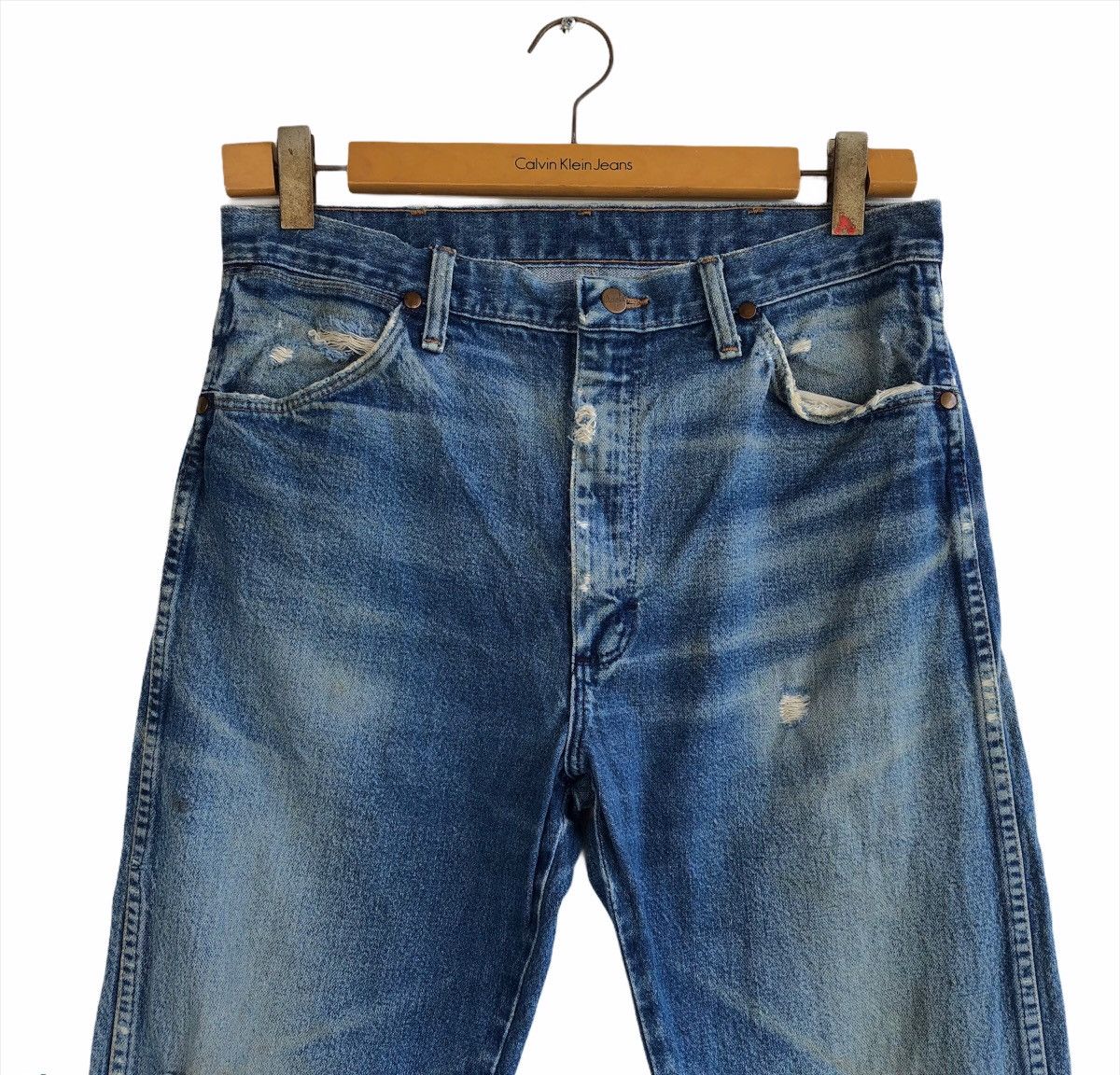 Wrangler Vintage Wrangler Distressed Ripped Denim Jeans Size US 34 / EU 50 - 3 Thumbnail