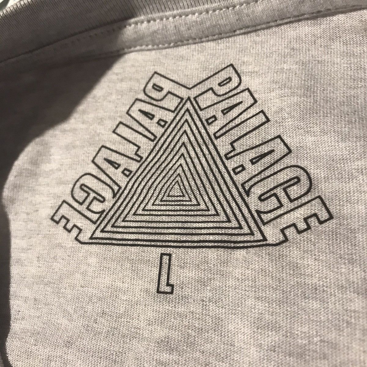 Palace Palace Tri-Lager T-shirt Grey Marl Large Brand New Size US L / EU 52-54 / 3 - 3 Thumbnail