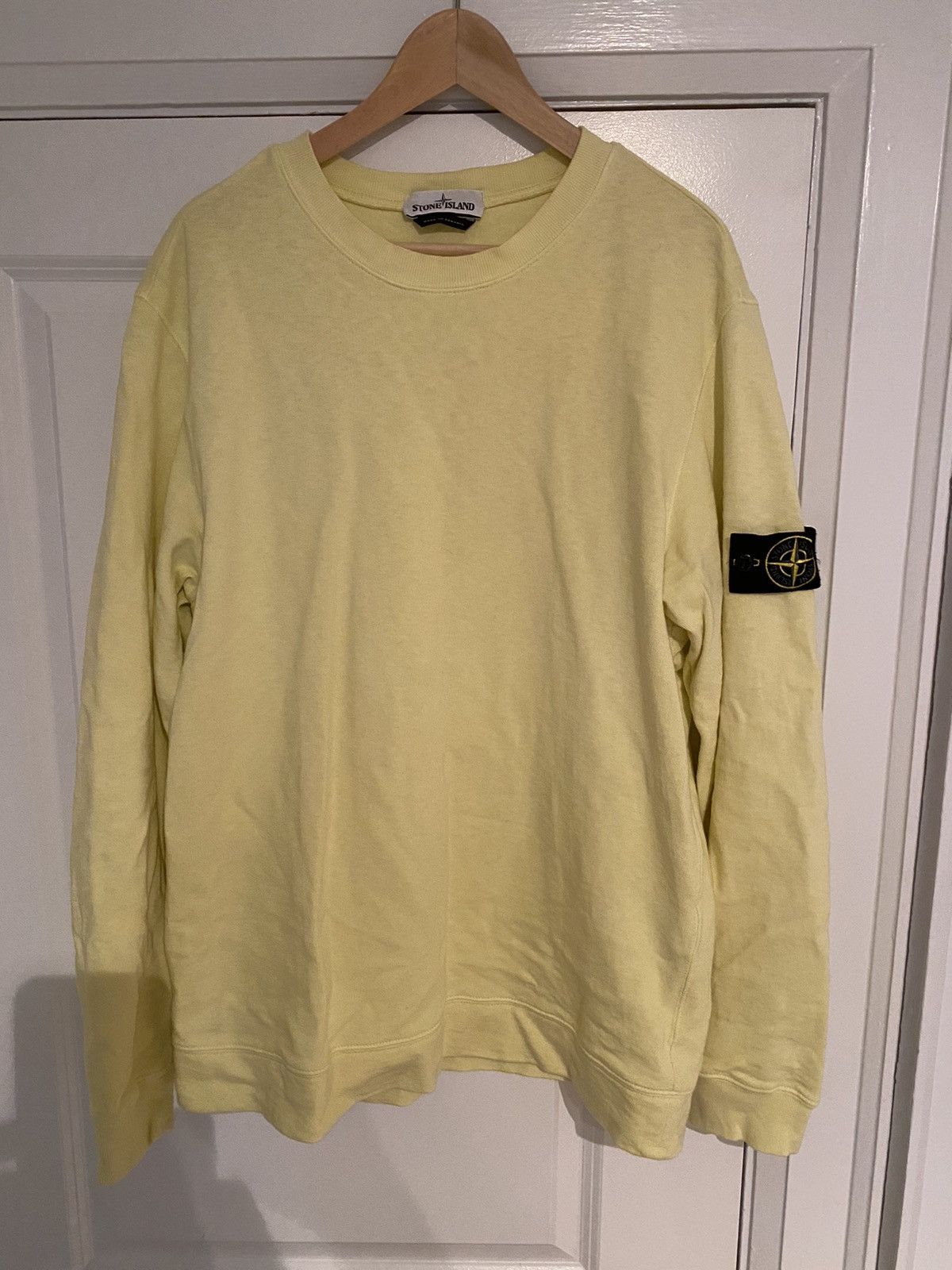 Pre-owned Stone Island Pale Yellow  Sweatshirt
