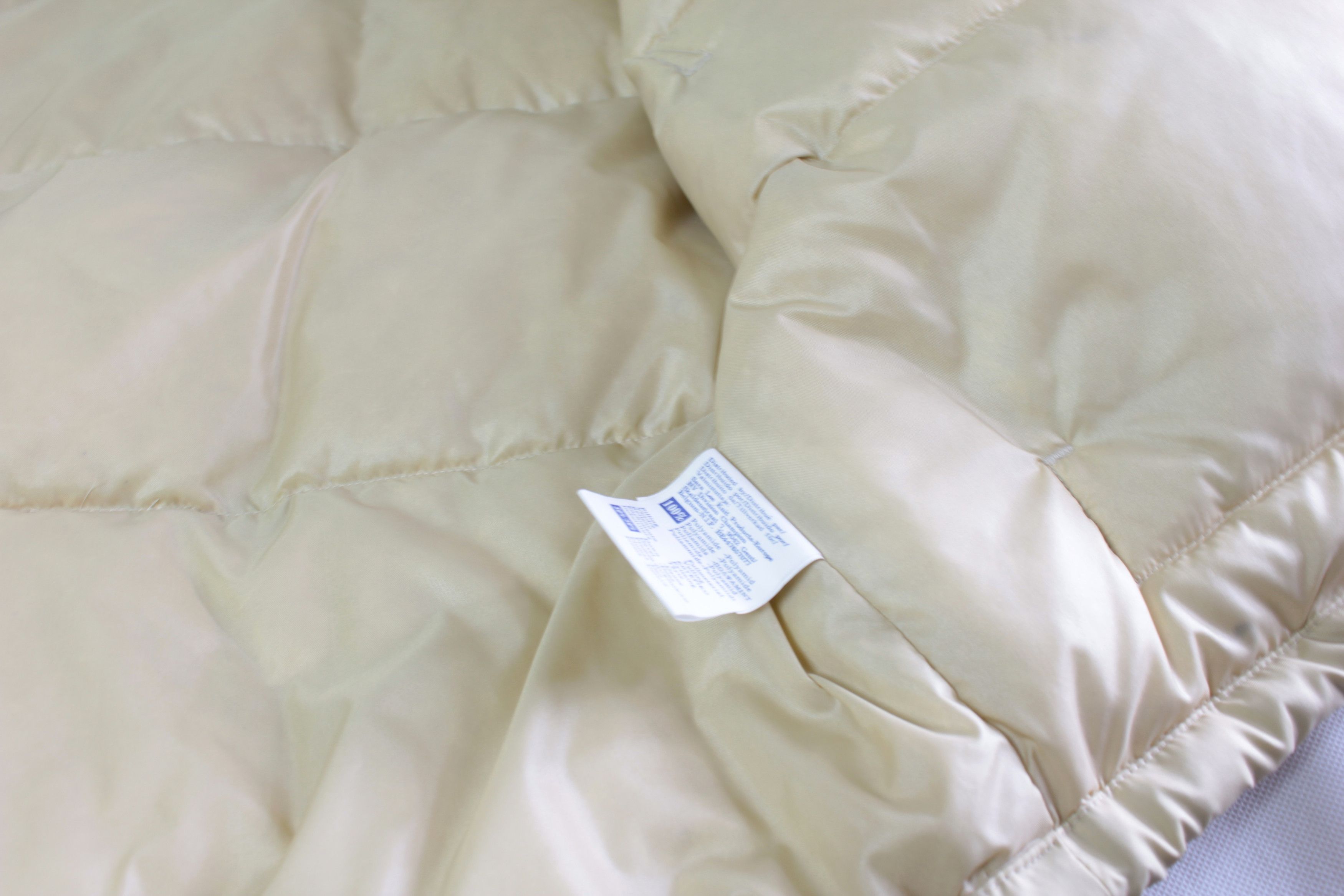 Champion × Vintage 90's Men's Vintage CHAMPION Winter Jacket Gold Size US XL / EU 56 / 4 - 7 Thumbnail