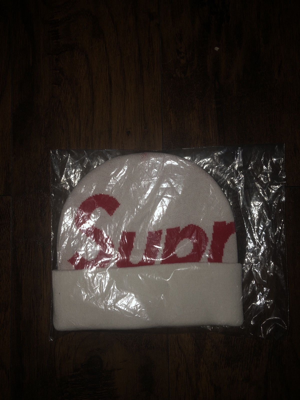 Supreme Big Logo Beanie FW20 Red & White Size ONE SIZE - 2 Thumbnail