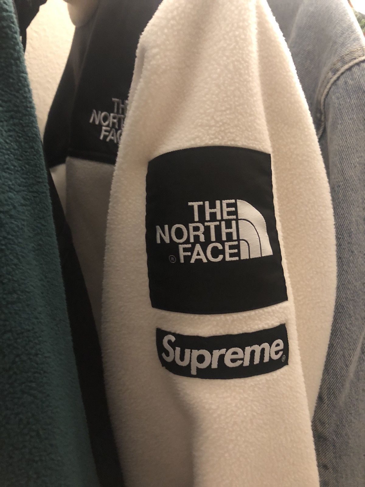 Supreme × The North Face Supreme The North Face Expedition Fleece (FW18) Jacket White Size US L / EU 52-54 / 3 - 3 Thumbnail