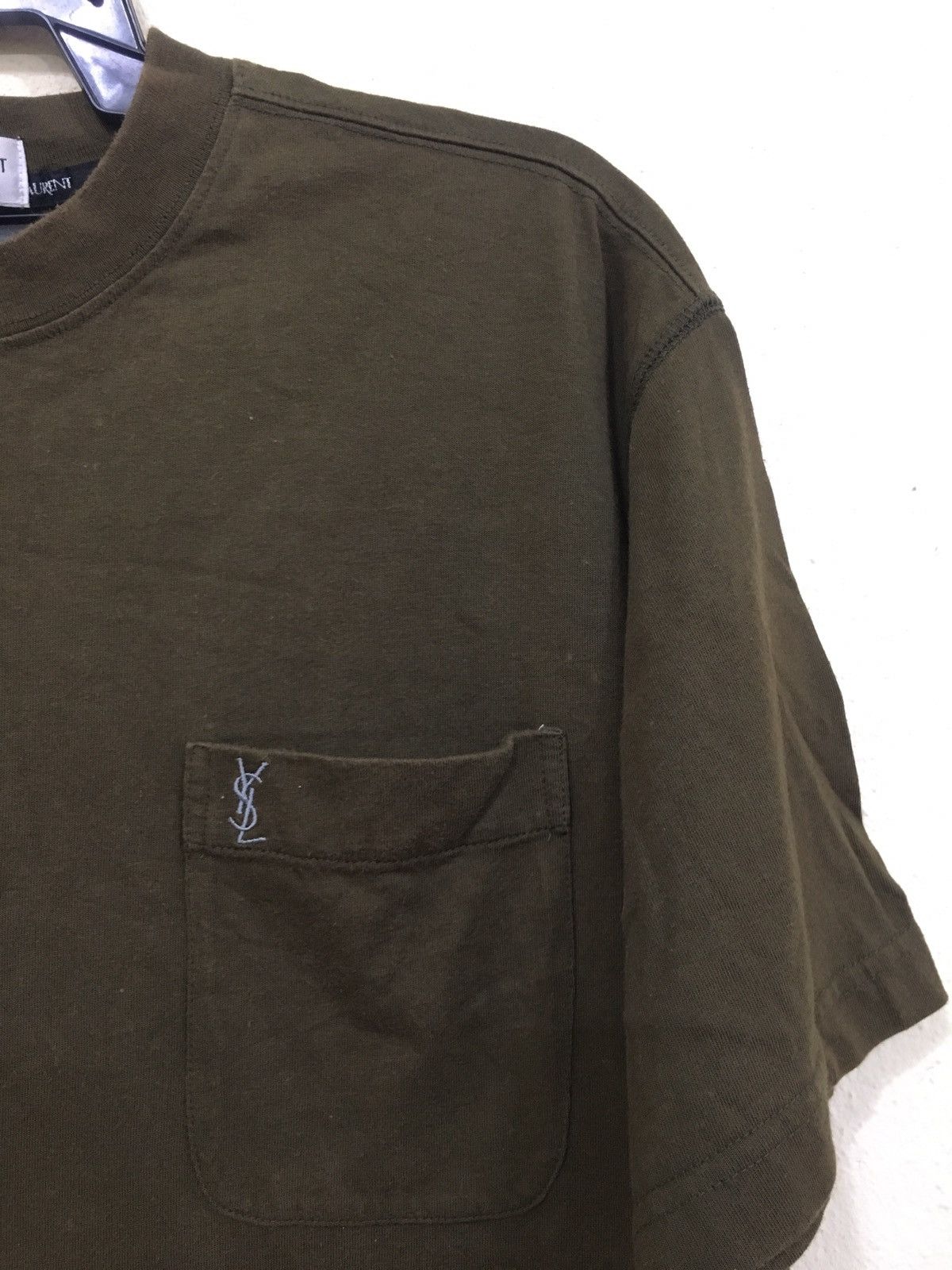 Vintage × Yves Saint Laurent Ysl pour homme plain t-shirt single pocket Size US L / EU 52-54 / 3 - 2 Thumbnail