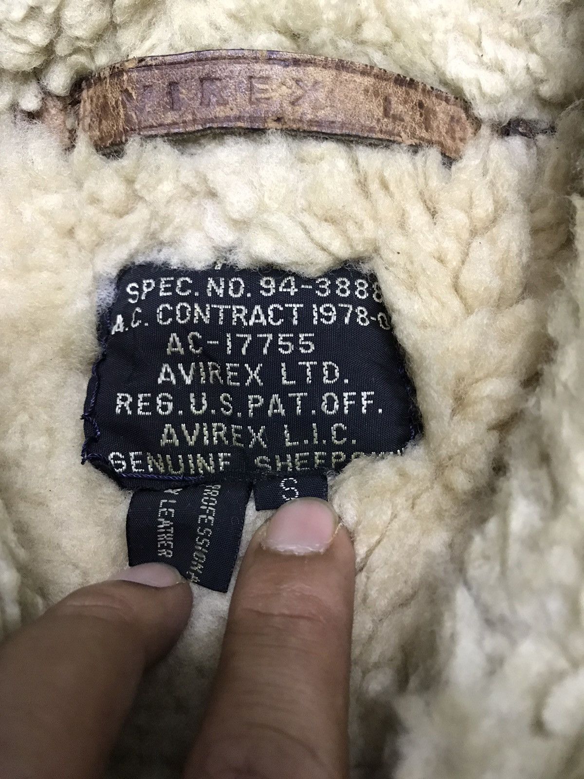 Avirex × Vintage Vintage Avirex B-15 Bomber Jacket Sherpa Genuine Sheepskin Size US S / EU 44-46 / 1 - 9 Thumbnail